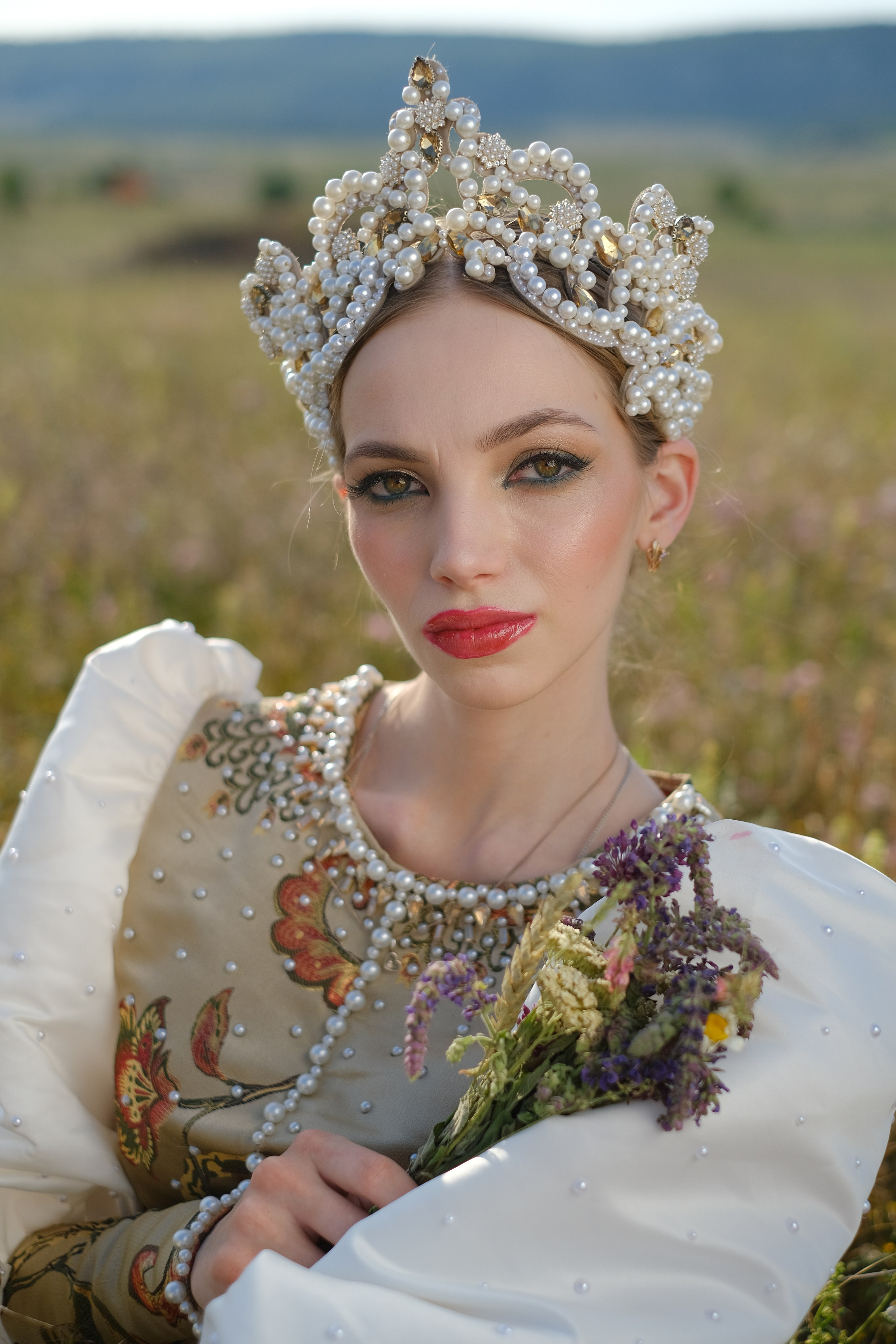 Славянский фестиваль «MARYCROWNS». Профессиональная фотосъемка в Крыму. Натуральные эмоции и живые кадры. Забронируйте дату прямо сейчас!