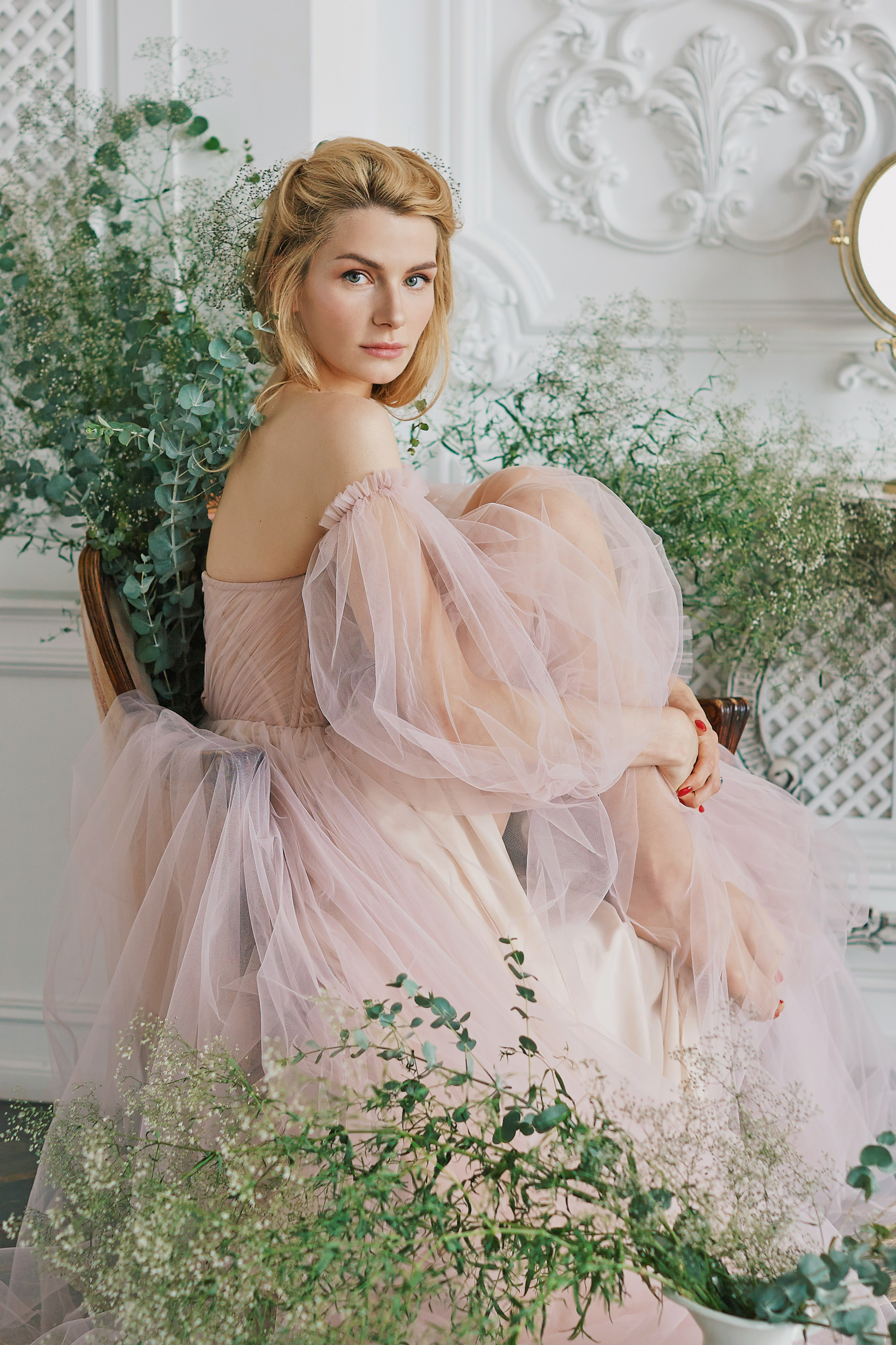 Нежная фотосессия красивой рапунцель. Фотограф Ольга Ефремова