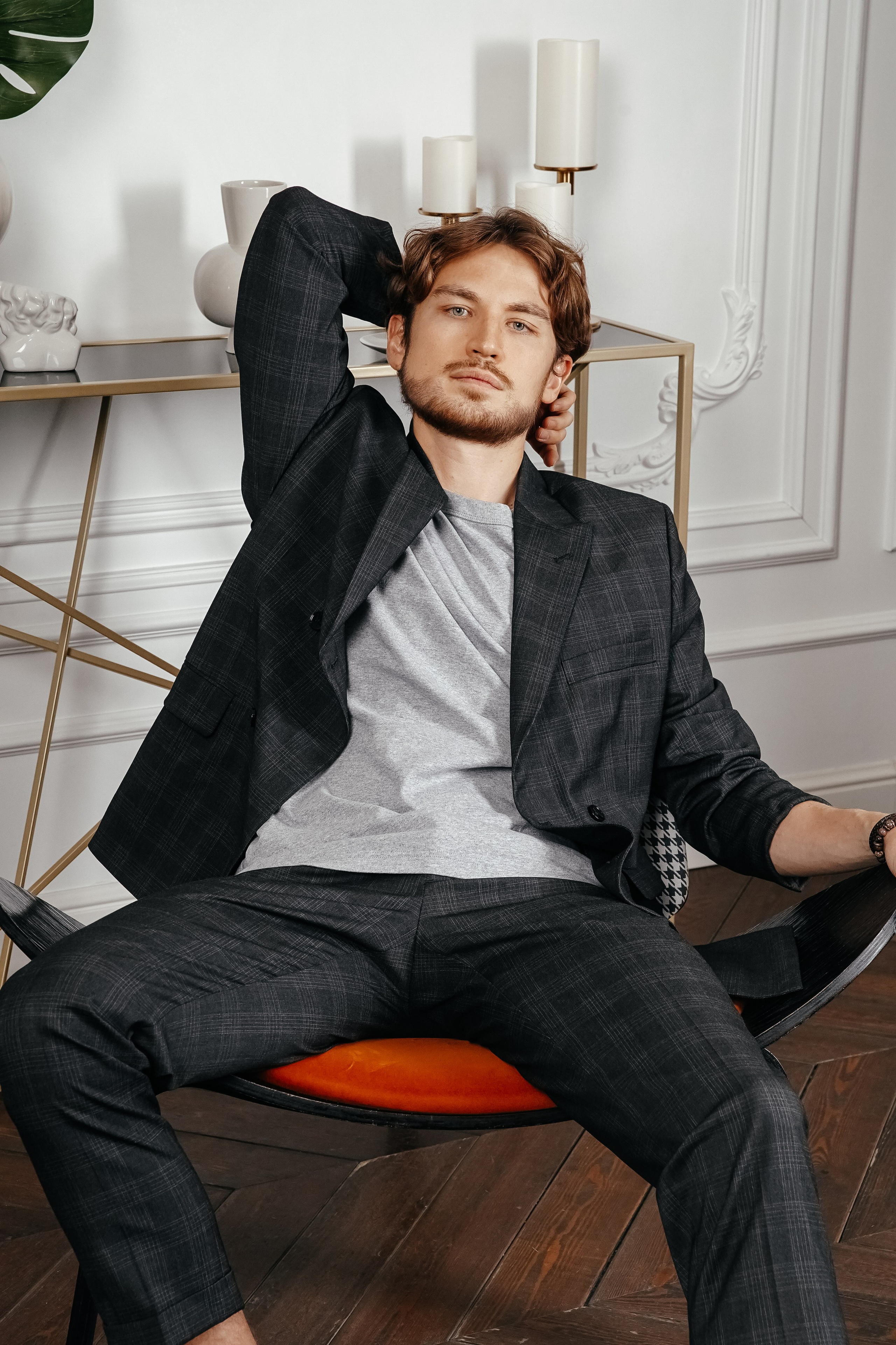 Business. AMODEO STUDIO