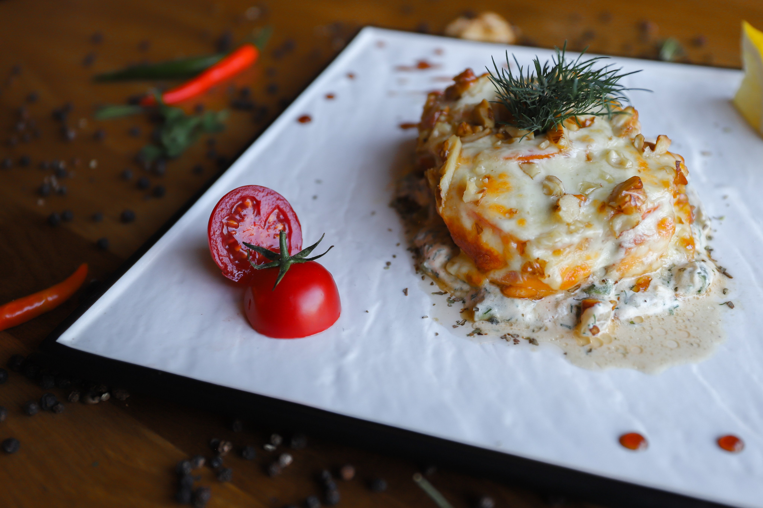 Food & delivery. Photographer Pavel Varlakov