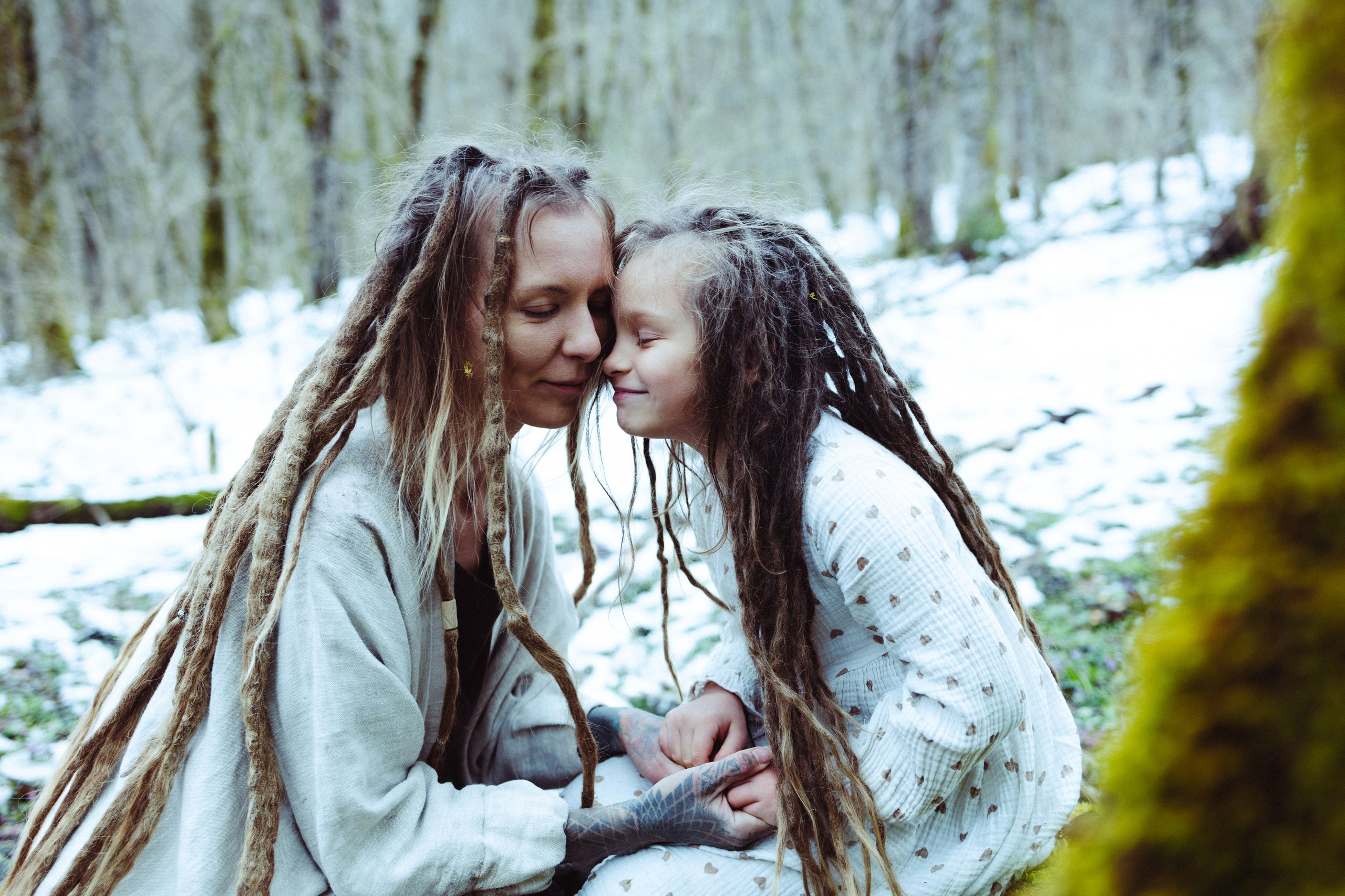 Семейная фотосессия мамы и дочери