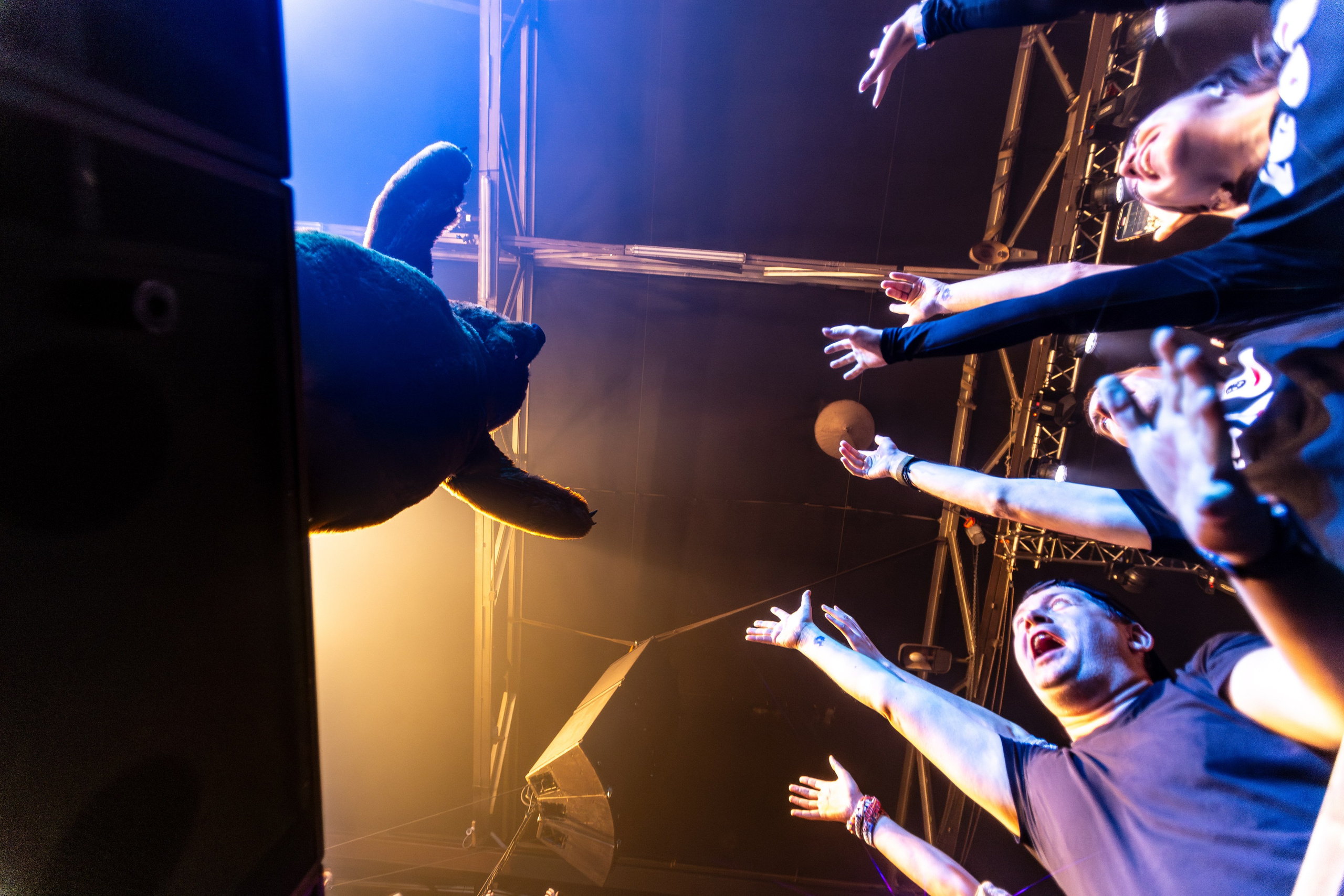 Нейромонах Феофан | 15 лет. Репортажный фотограф Екатеринбург | Яркий, качественный репортаж | Концерты, клубы, репортаж, праздники, корпоративы