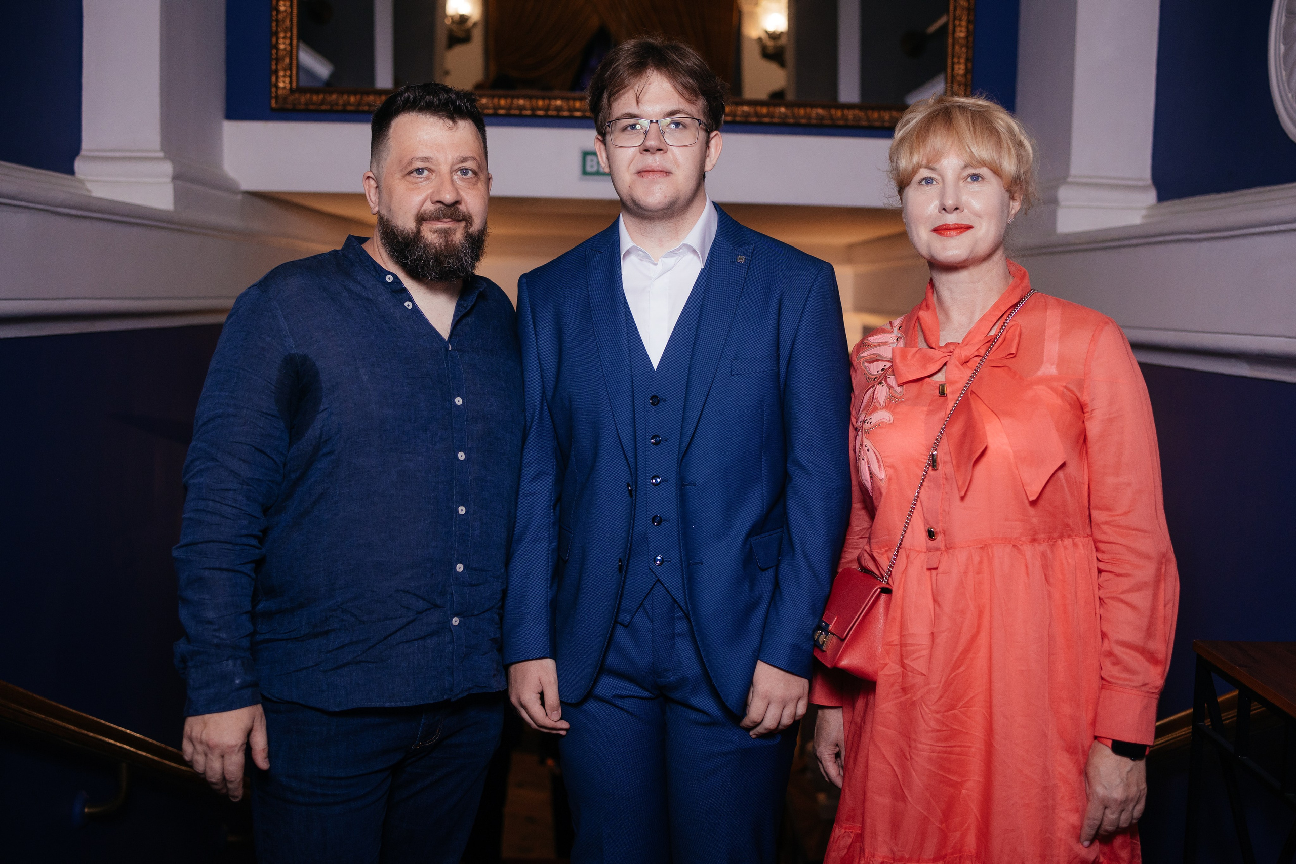 Выпускной 11 класс. Фотограф Крохин Олег