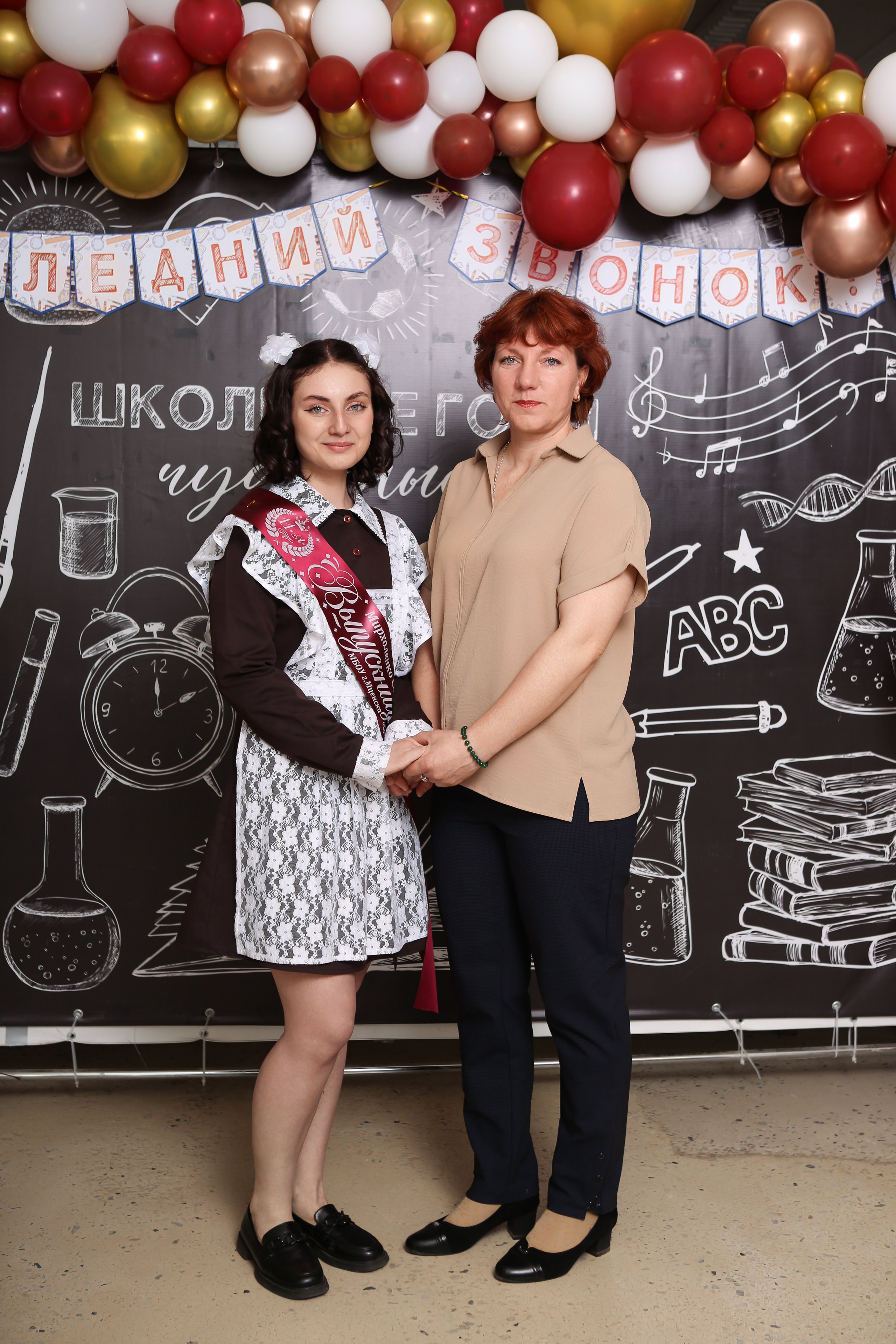 ФОТОСЕССИЯ С РОДИТЕЛЯМИ «ПОСЛЕДНИЙ ЗВОНОК» 2024 г. 9 ШКОЛА г. МЦЕНСК. ТВОЙ АЛЬБОМ / ТВОИ ПРАВИЛА