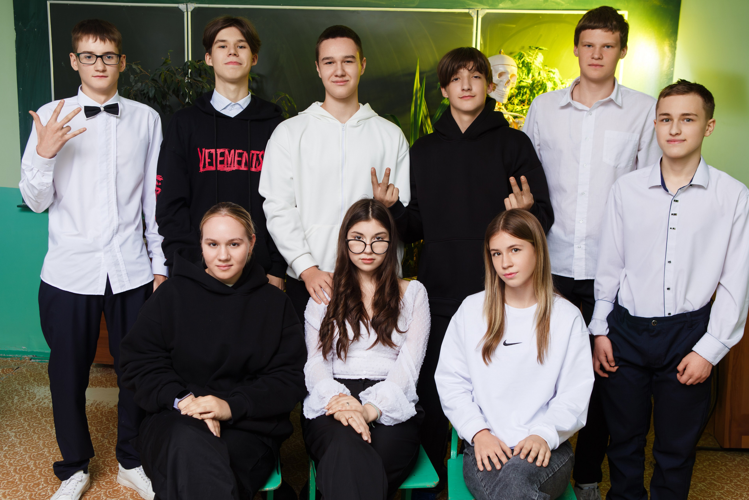 Групповая Фотосессия в Классе для Учеников 9 Классов | Твой Альбом Мценск. ТВОЙ АЛЬБОМ / ТВОИ ПРАВИЛА