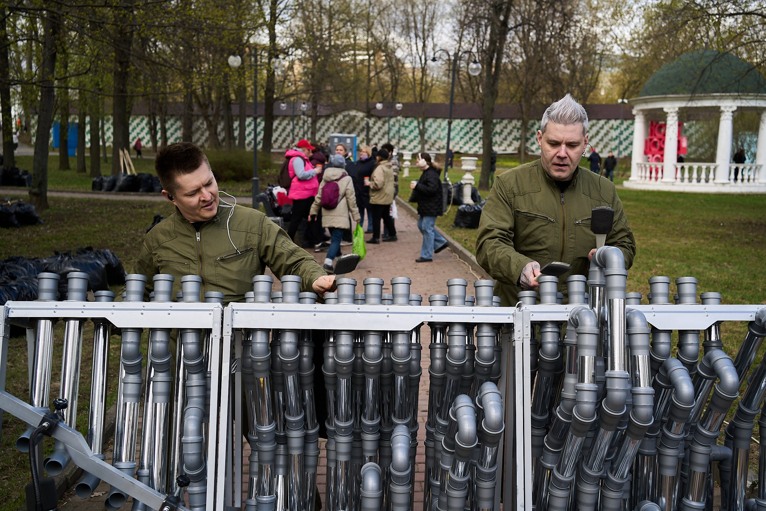 Субботник у Управления делами Мэра и Правительства Москвы. Фотограф и Видеограф в Москве. Олег Корушев