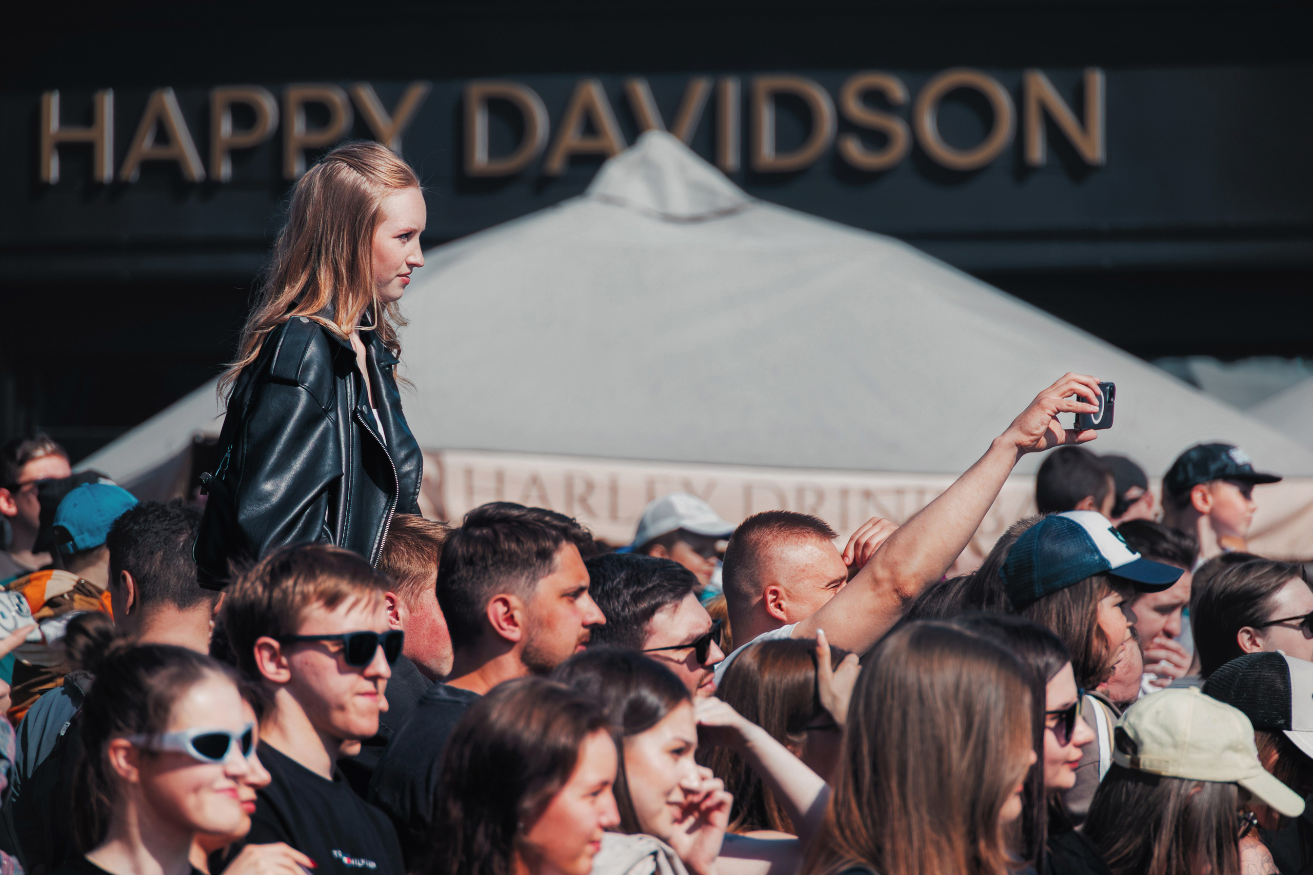 TURBO NIGHT — фоторепортаж с  turbo night легендарной вечеринки в формате автомобильного фестиваля