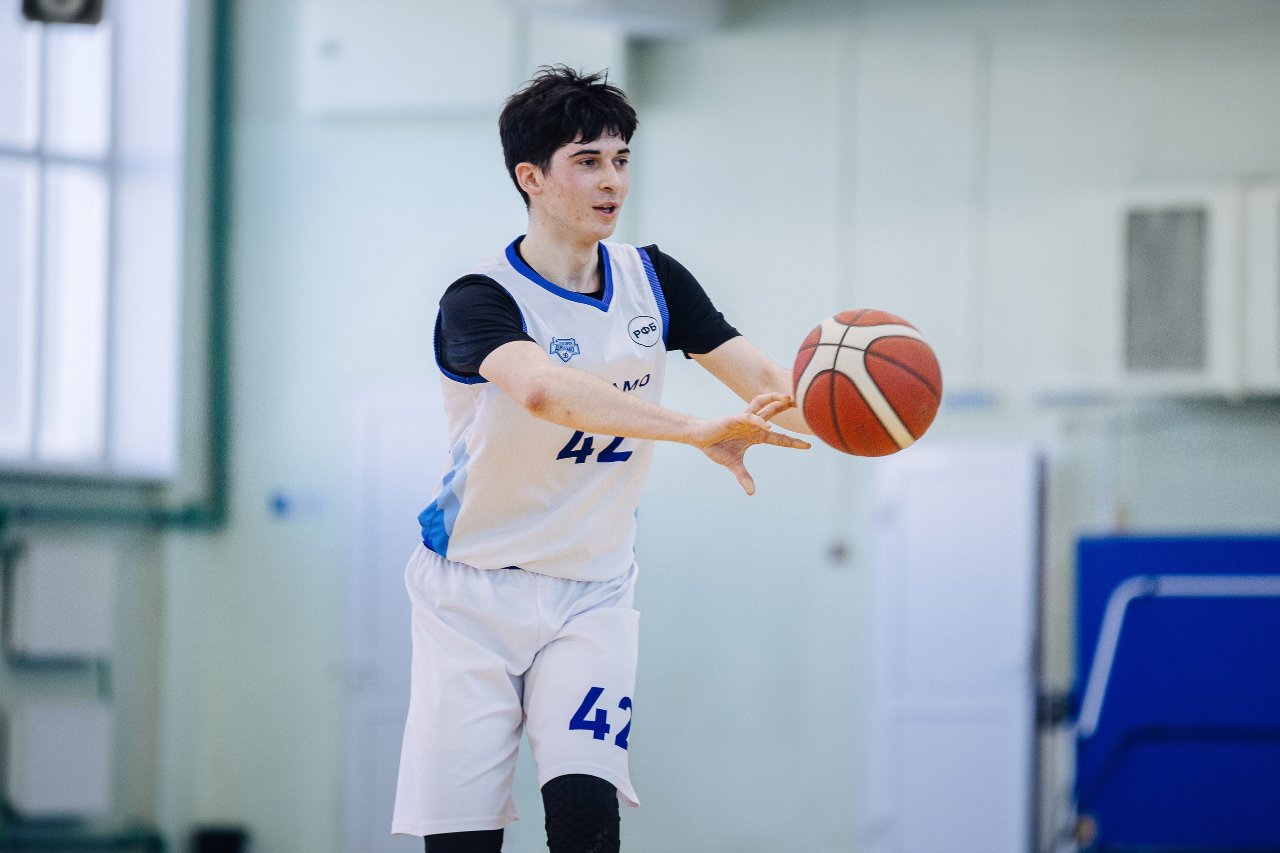 Любительский Чемпионат Магнитогорска по баскетболу // 09.02.25. Денис Прохоров Фотограф в г. Магнитогорск