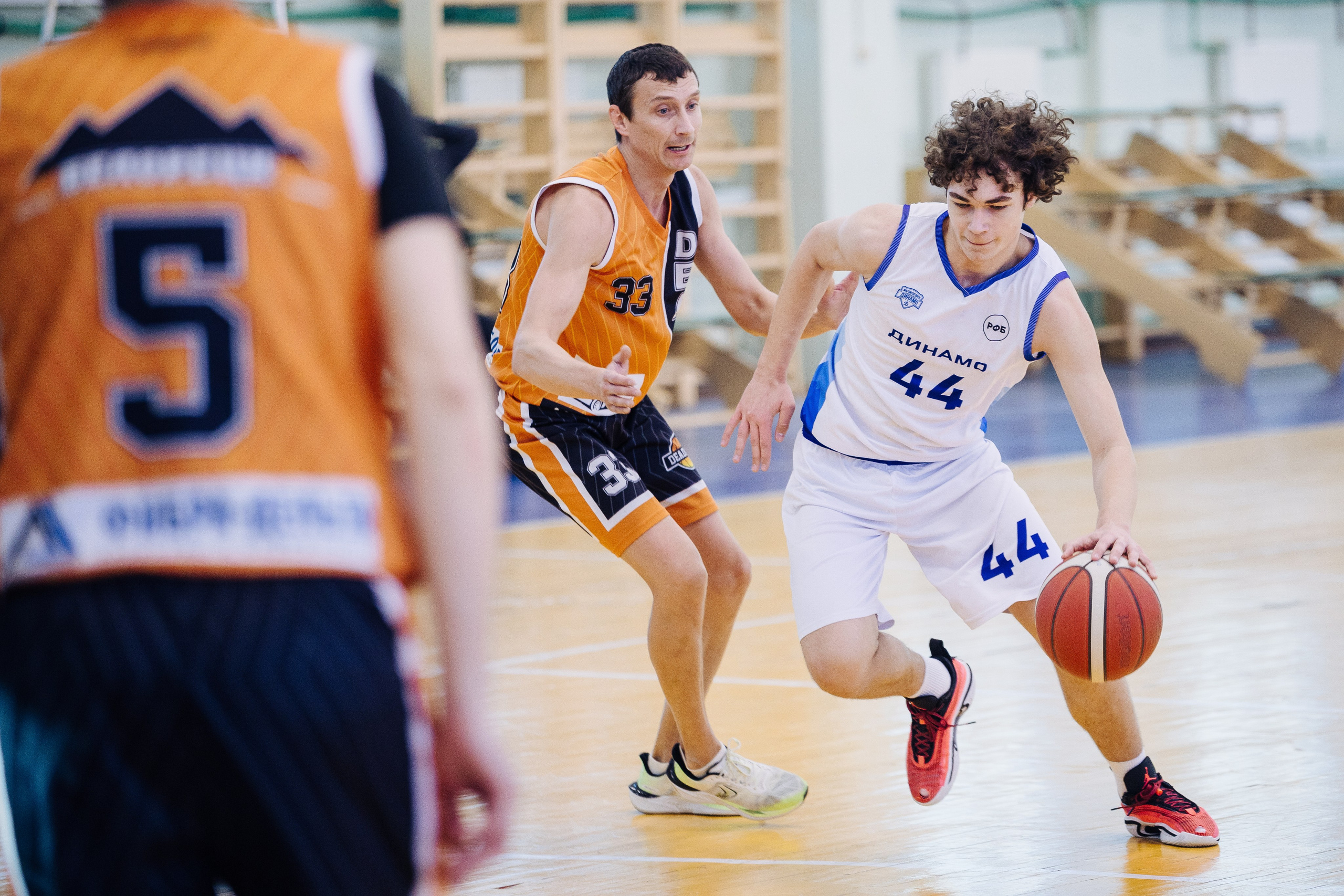 Любительский Чемпионат Магнитогорска по баскетболу // 09.02.25. Денис Прохоров Фотограф в г. Магнитогорск