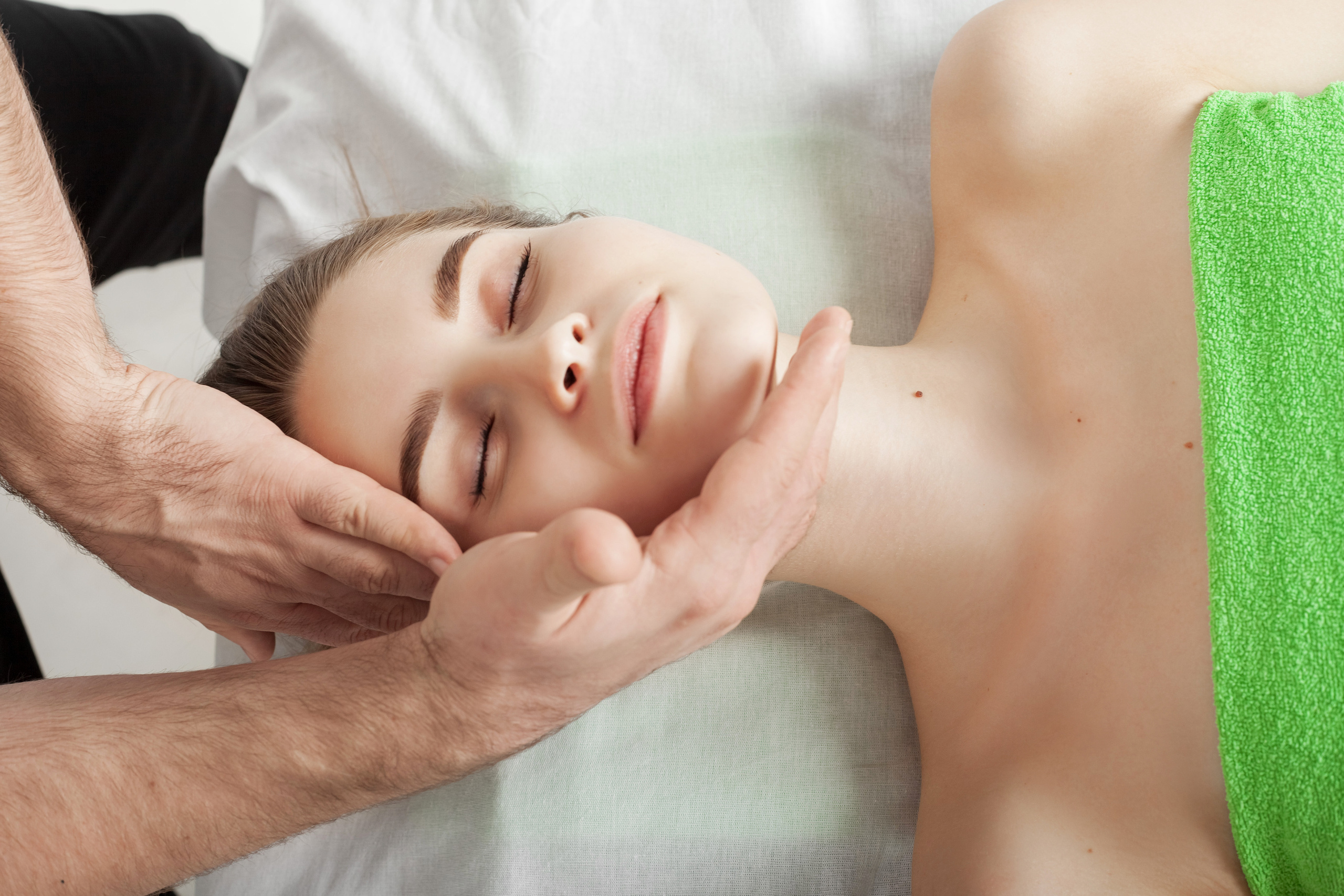 Контент съемка массажиста