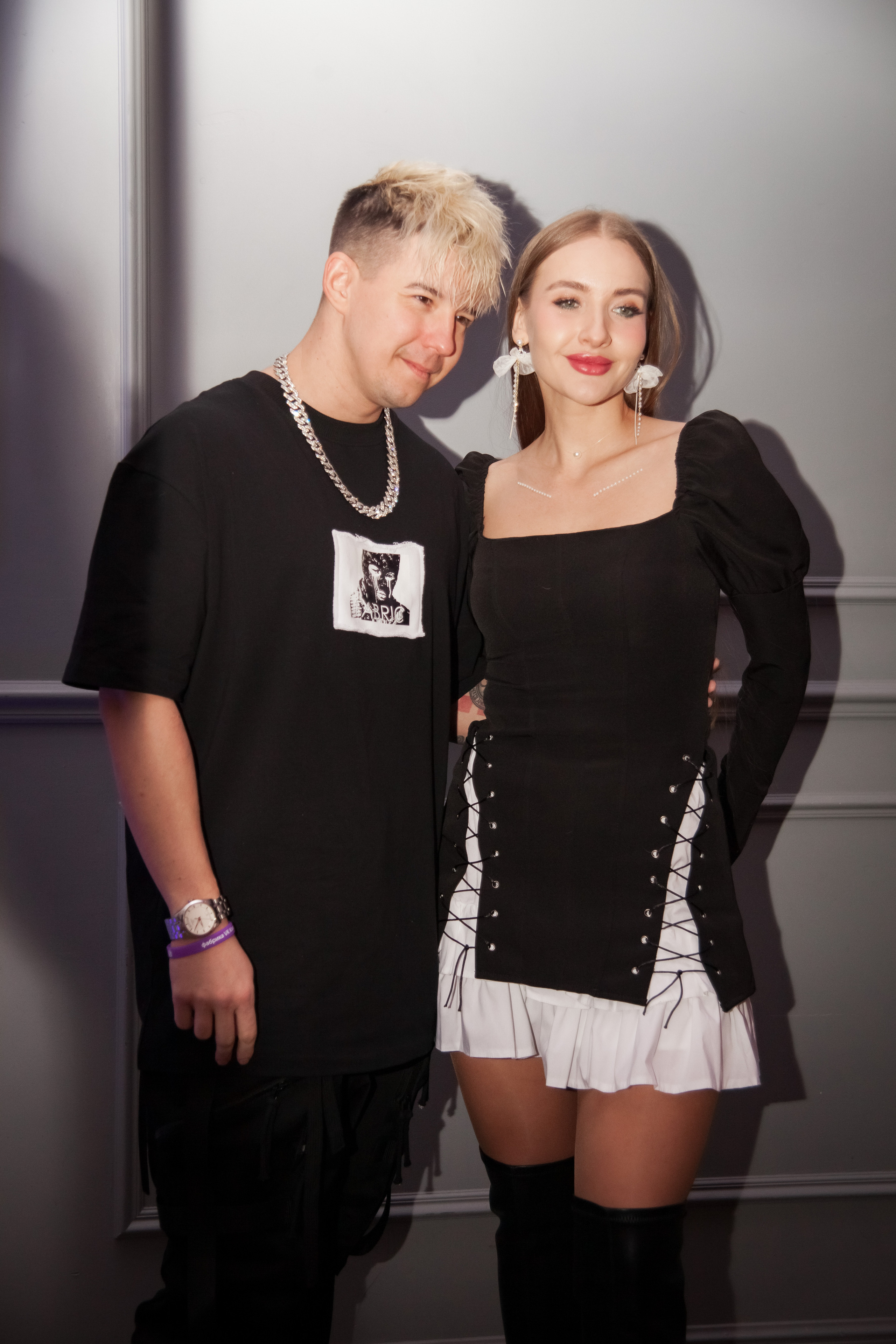 Репортаж Fashion Network Party в стиле Круэлла де Виль