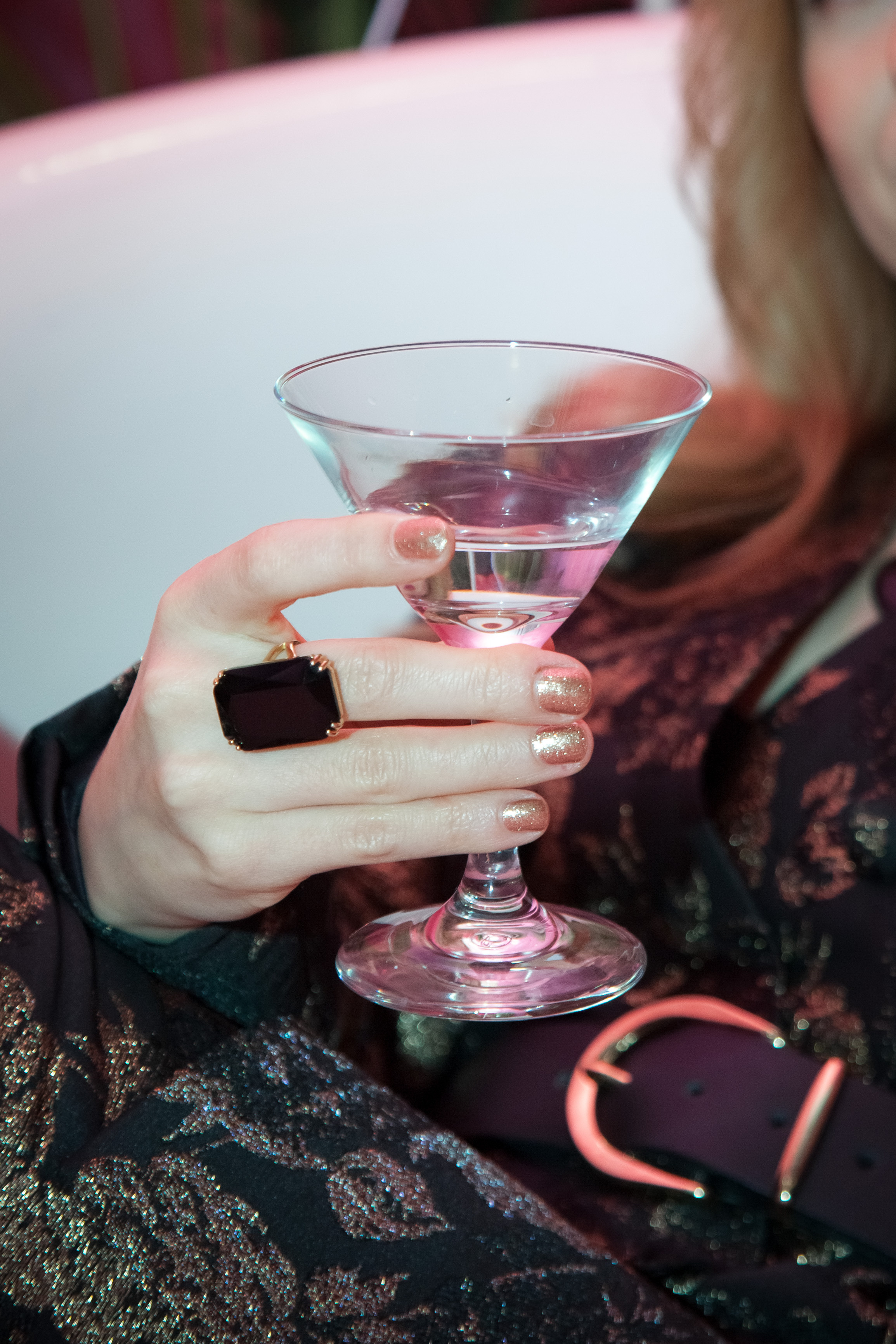 Репортаж Fashion Network Party в стиле Круэлла де Виль