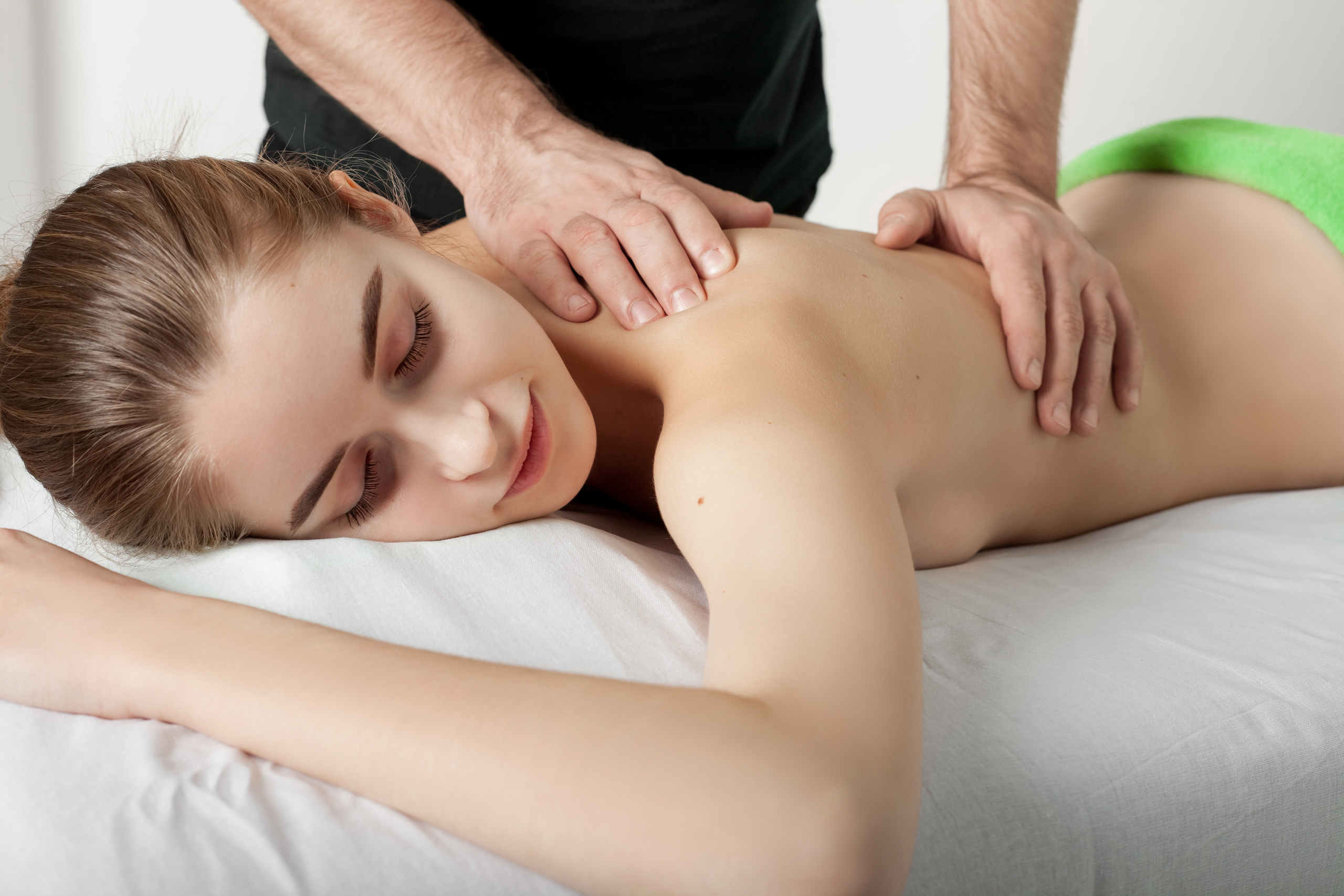 Контент съемка массажиста