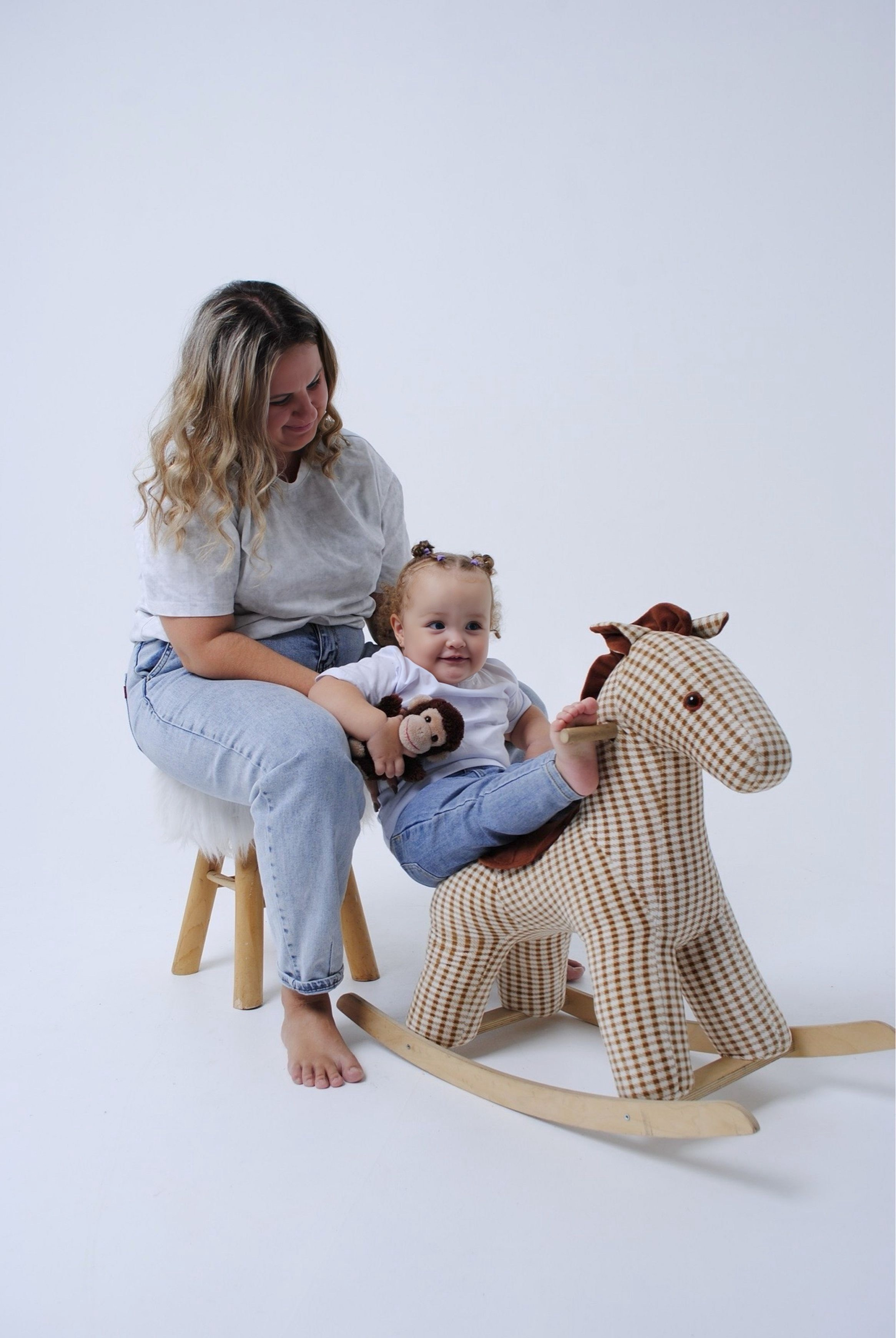 Светлана и дочь. Фотограф Мария Мусаелян