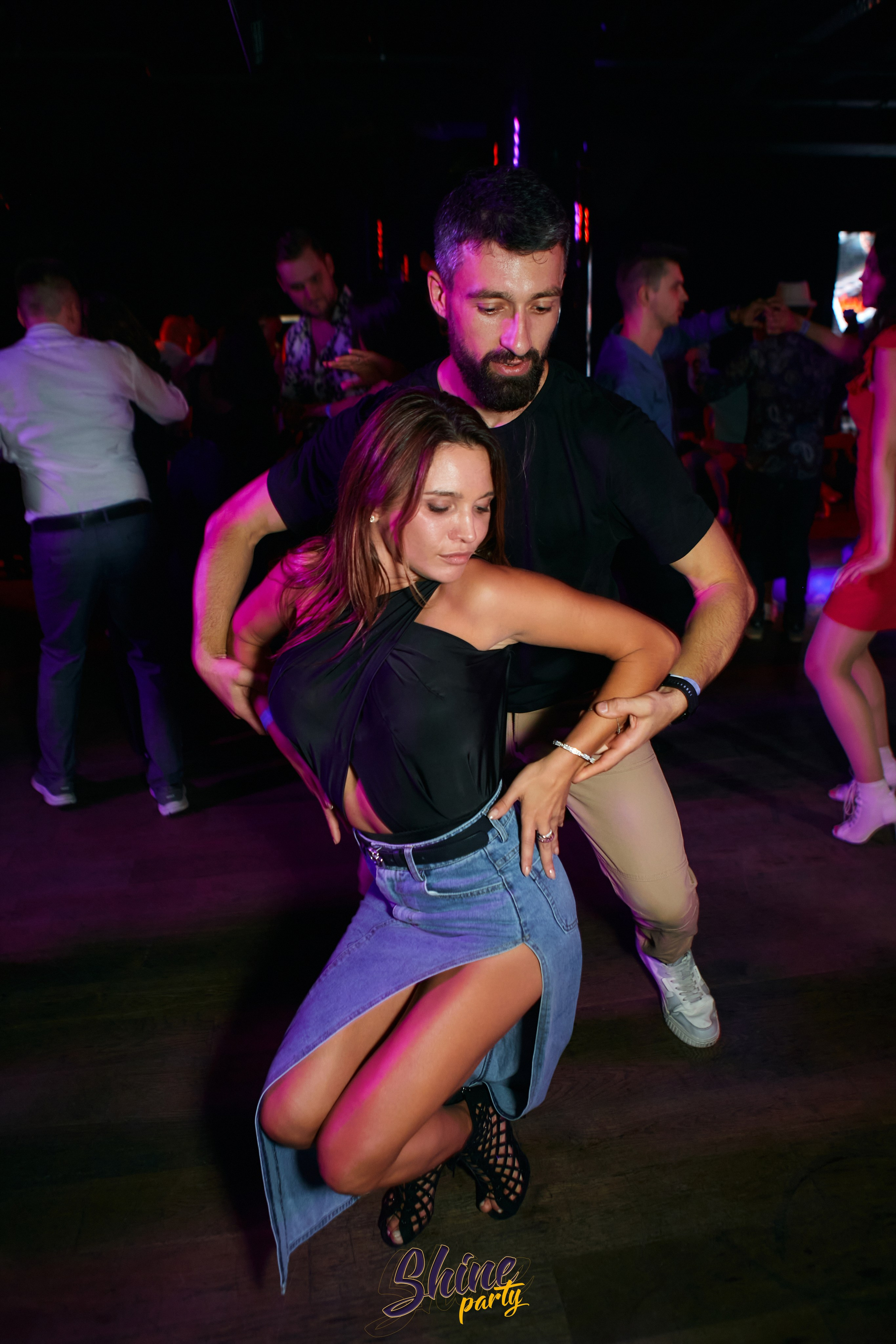 Shine party bachata. Свадебный фотограф