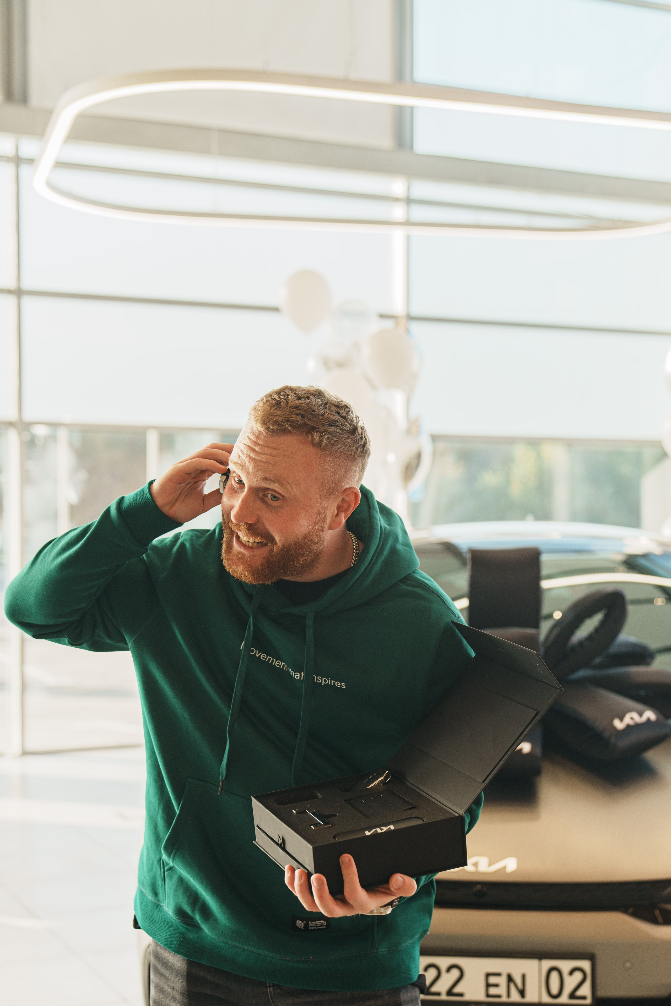 Kia EV6 Вручение Евгений Чебаткову. Фотограф TAULAN_1