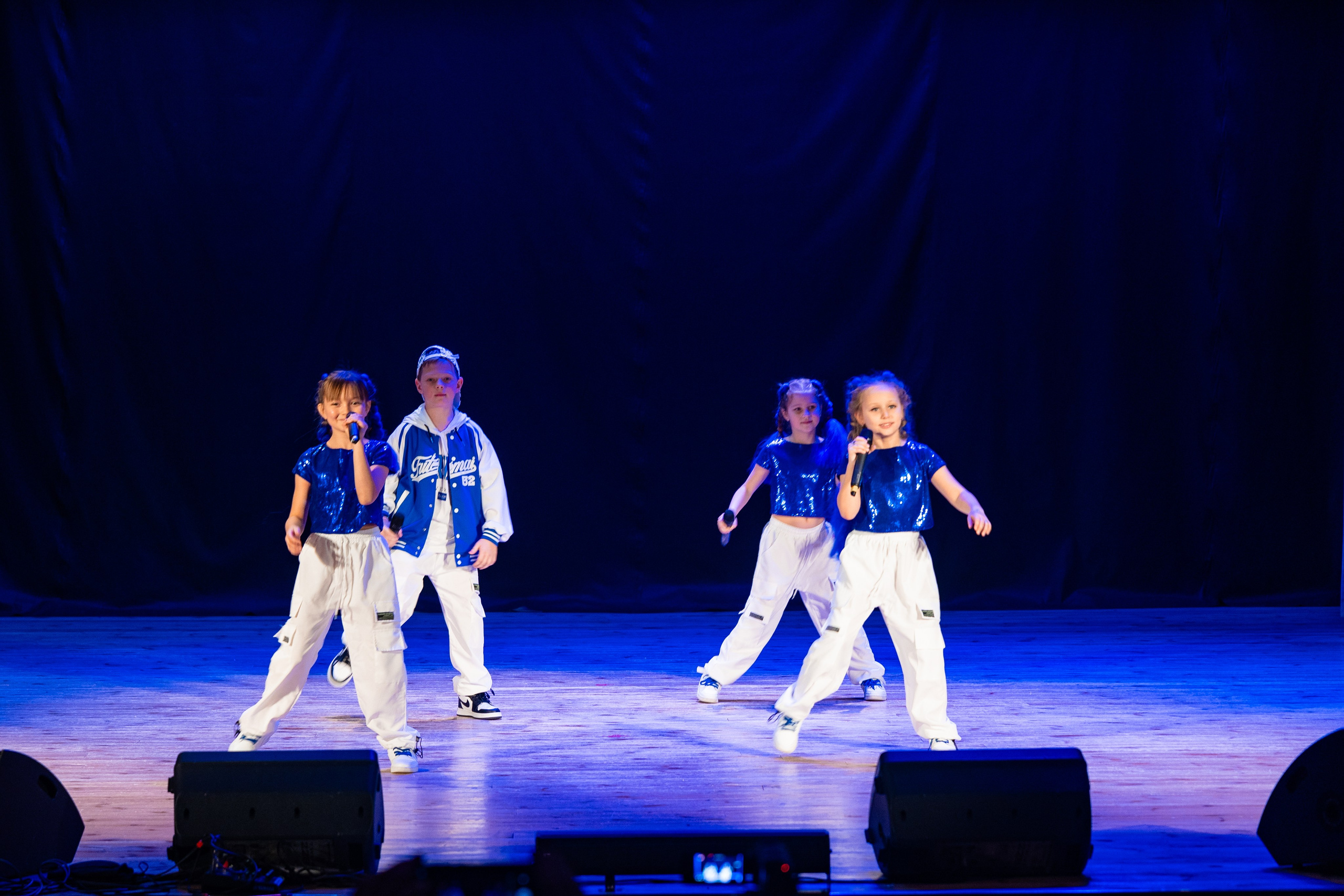 Концерт ДК Буривестник. Фотограф Никита Комаров