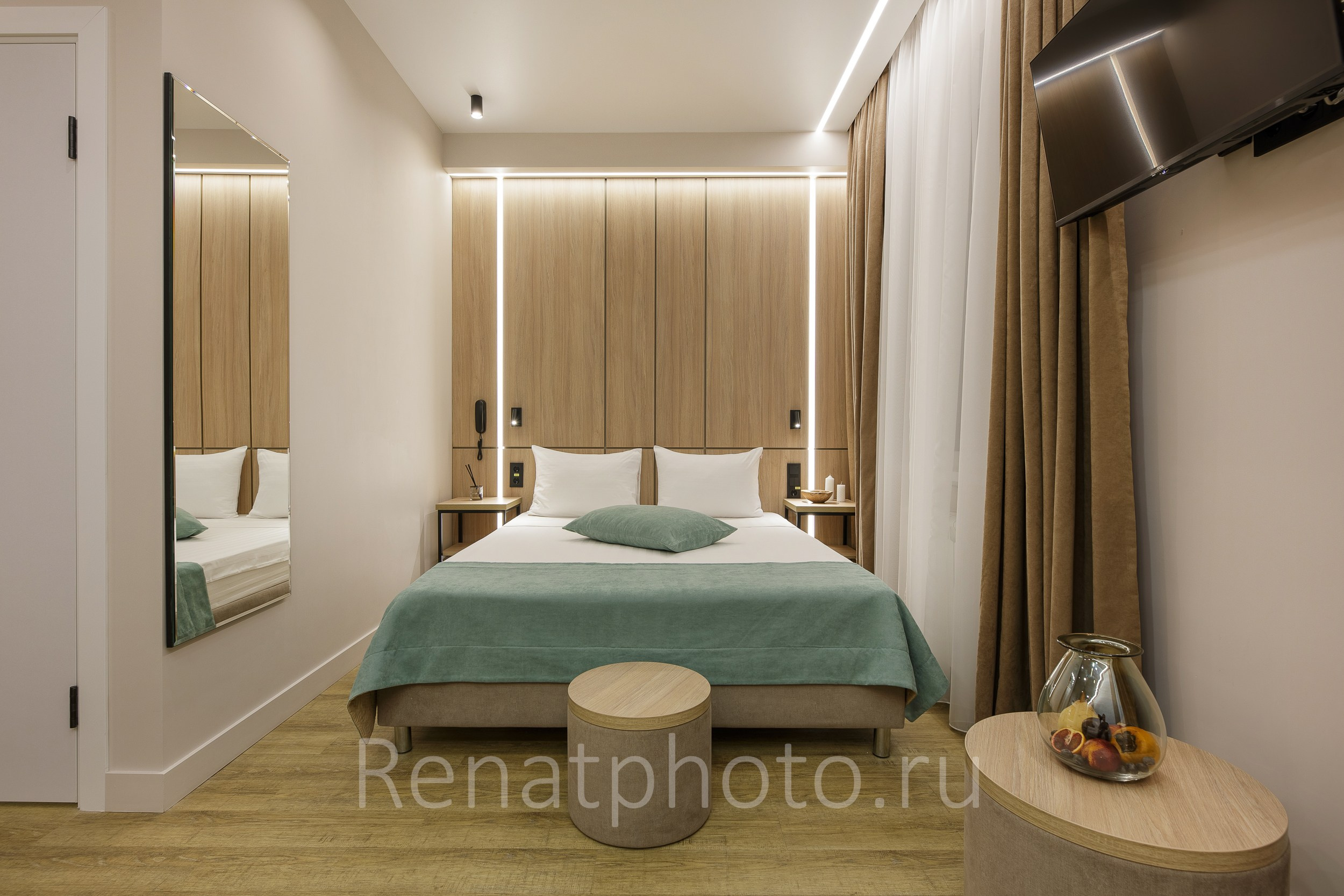 Интерьерная фотосъёмка отелей в г. Анапа. Профессиональная фотосъёмка интерьеров, предметная фотосессия еды для меню г. Анапа