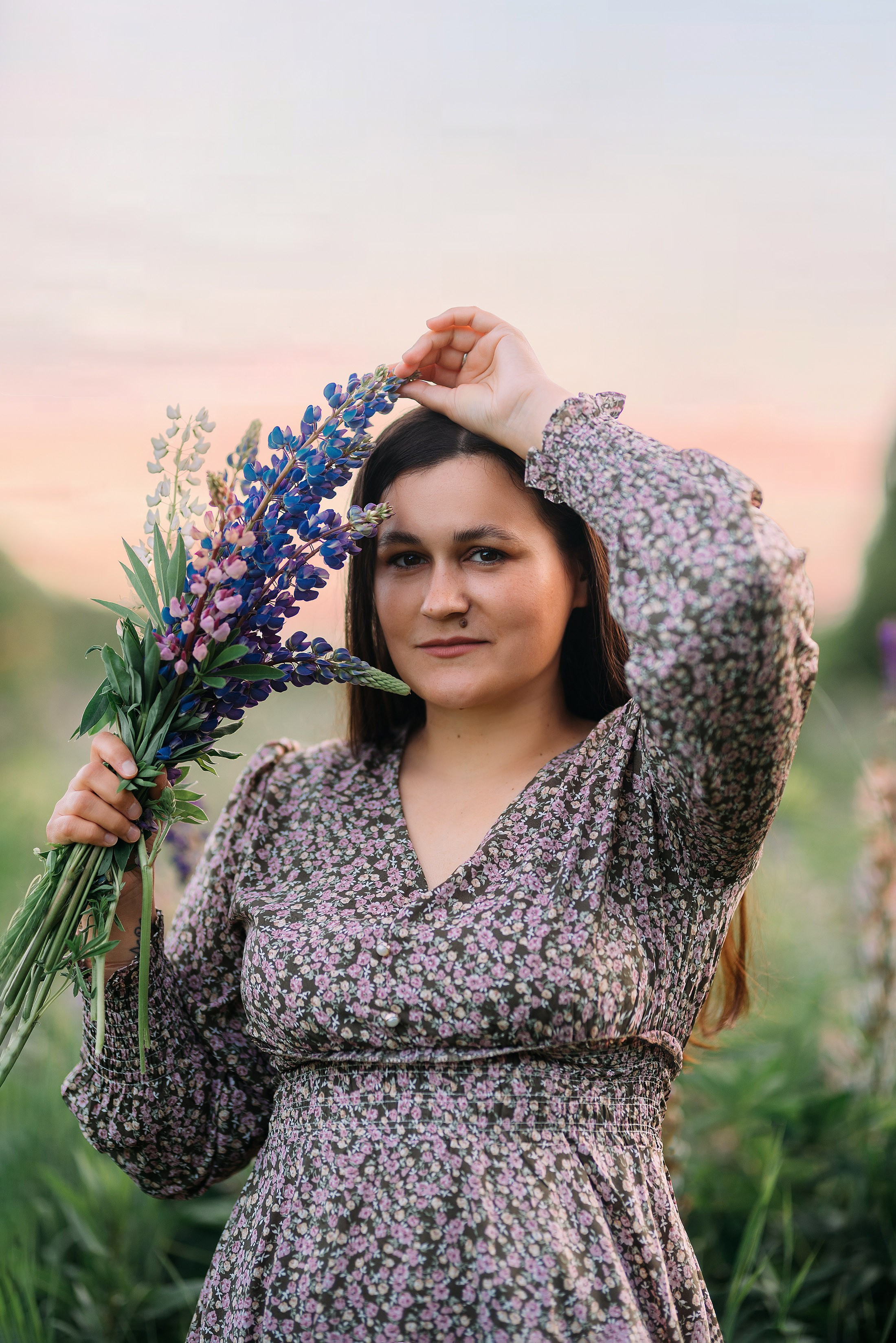 Анна в люпинах. Свадебный и семейный фотограф в Туле Ксения Сильвер
