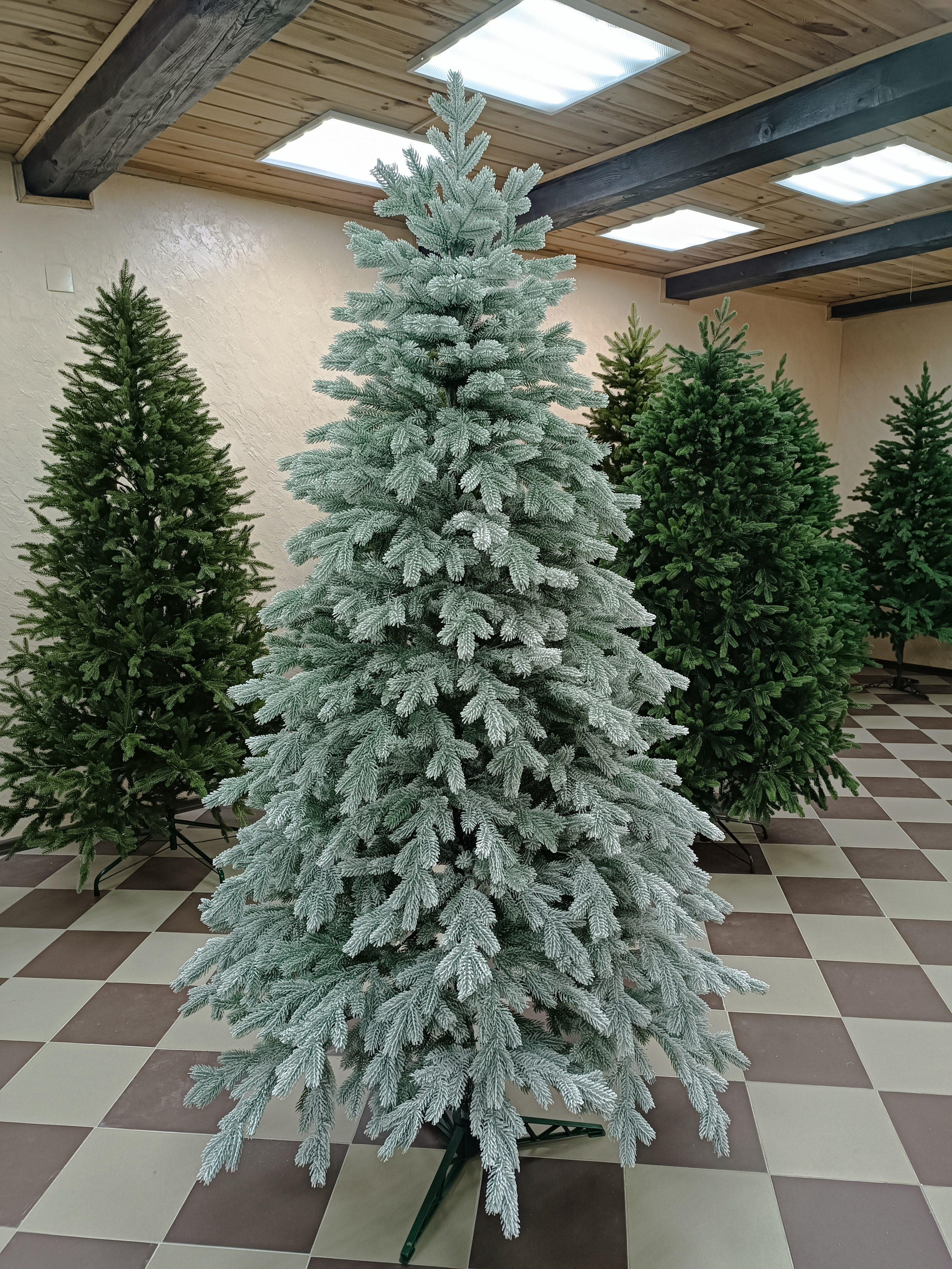 УРАЛЬСКАЯ ЗАСНЕЖЕННАЯ. Elki_grodno