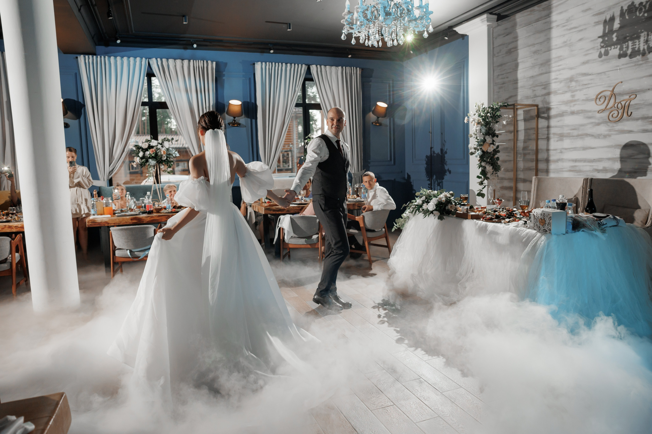 Полина и Дмитрий, загородный клуб «Барин», ЗАГС в г. Пушкино. Свадебный и репортажный фотограф (Москва, Королев и другие)