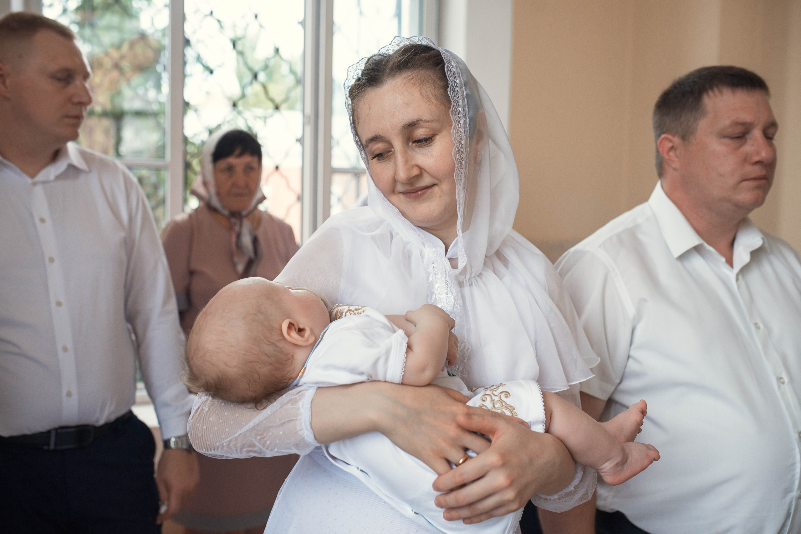 Крещение Андрея в Покровском соборе. Фотограф на крещение в Саратове Марина Грушина