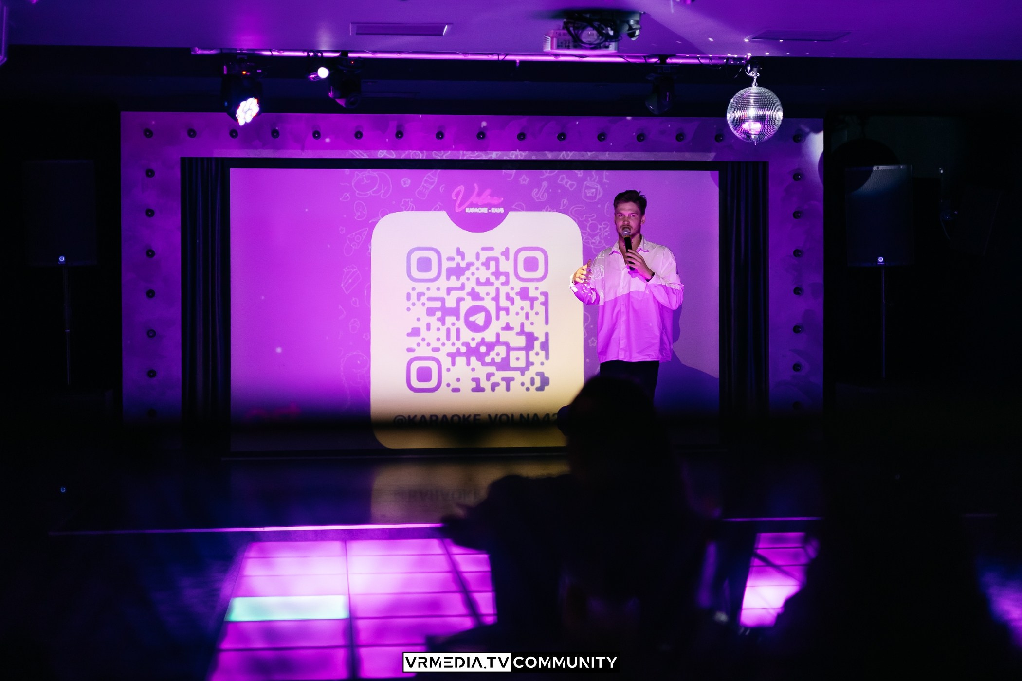 Караоке-бар «Volna»: Золотые 2000-е