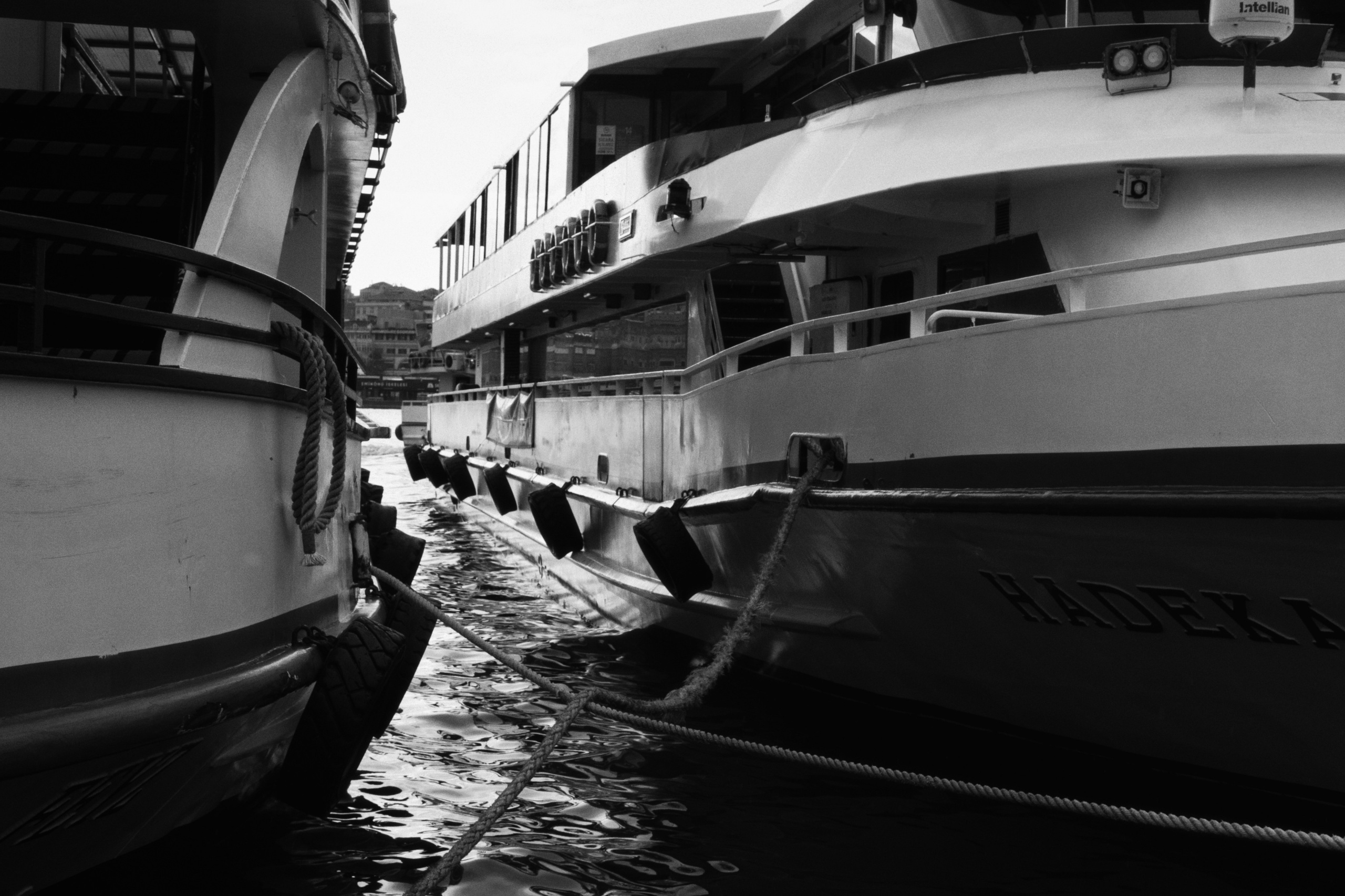 Beyoğlu x Karakoy, Istanbul / Türkey AW26. Фотограф Юрин Евгений