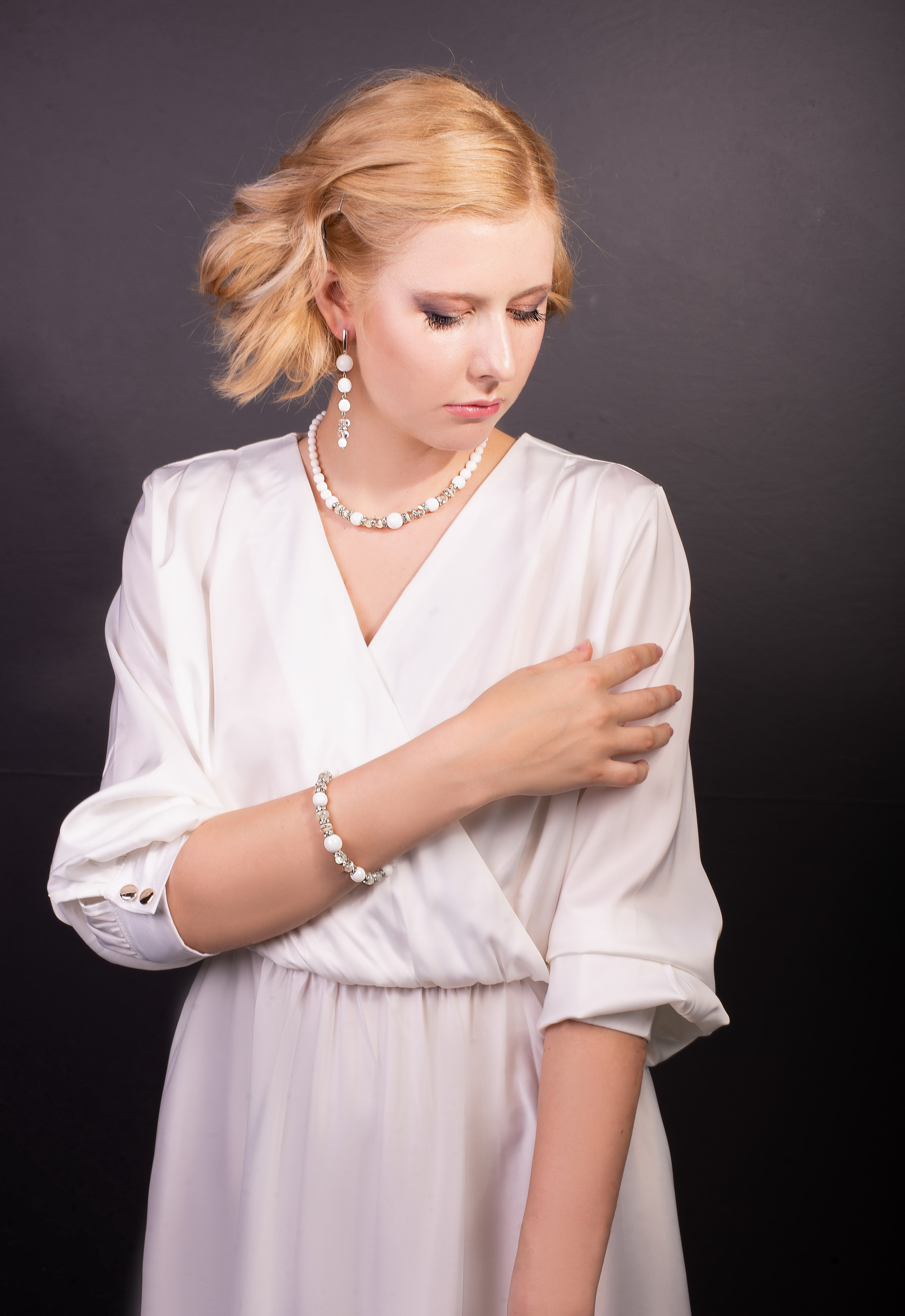 Fashion lookbook brand. Fashion -продюсирование lookbook, compeign, magazine