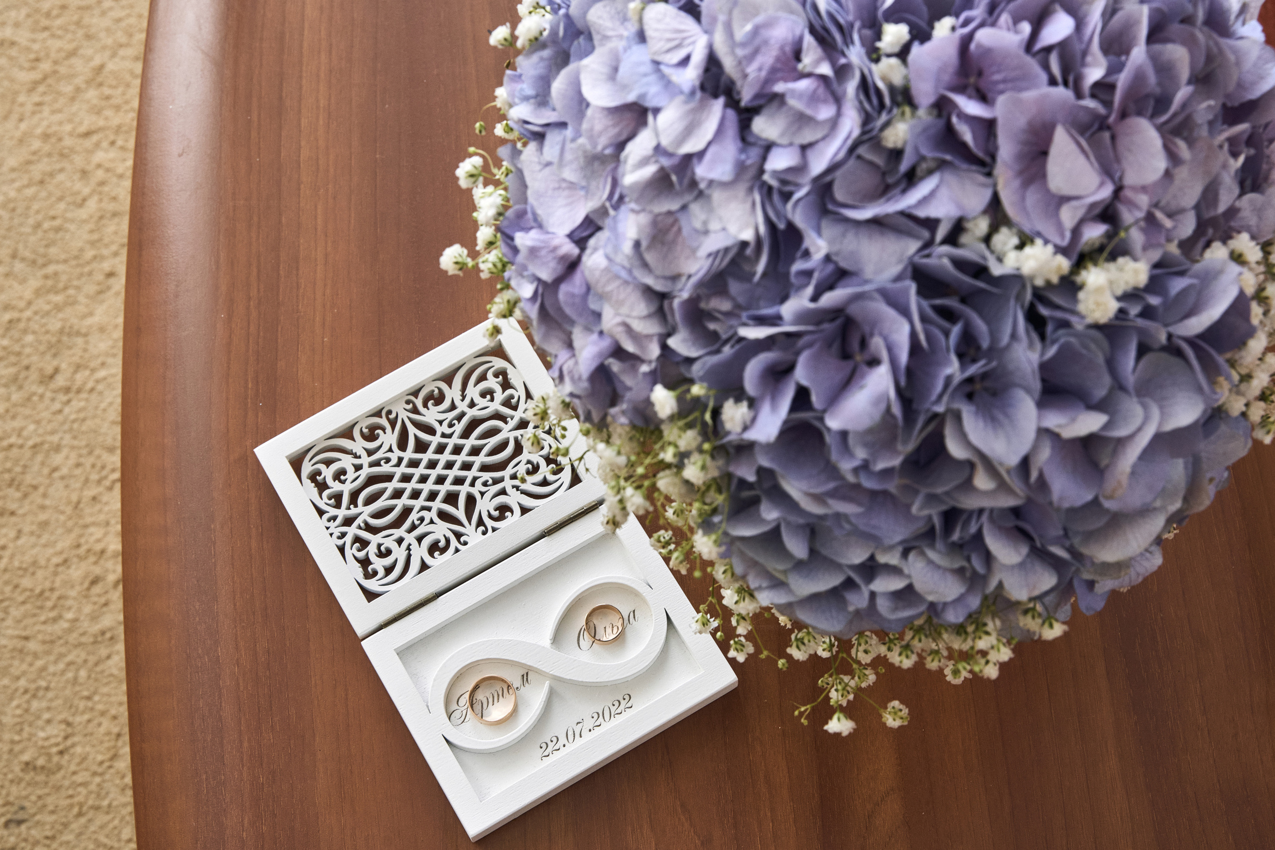 Оля и Артём / Анонс свадебной съемки. Фотограф в Заволжье Алексей Шабалин