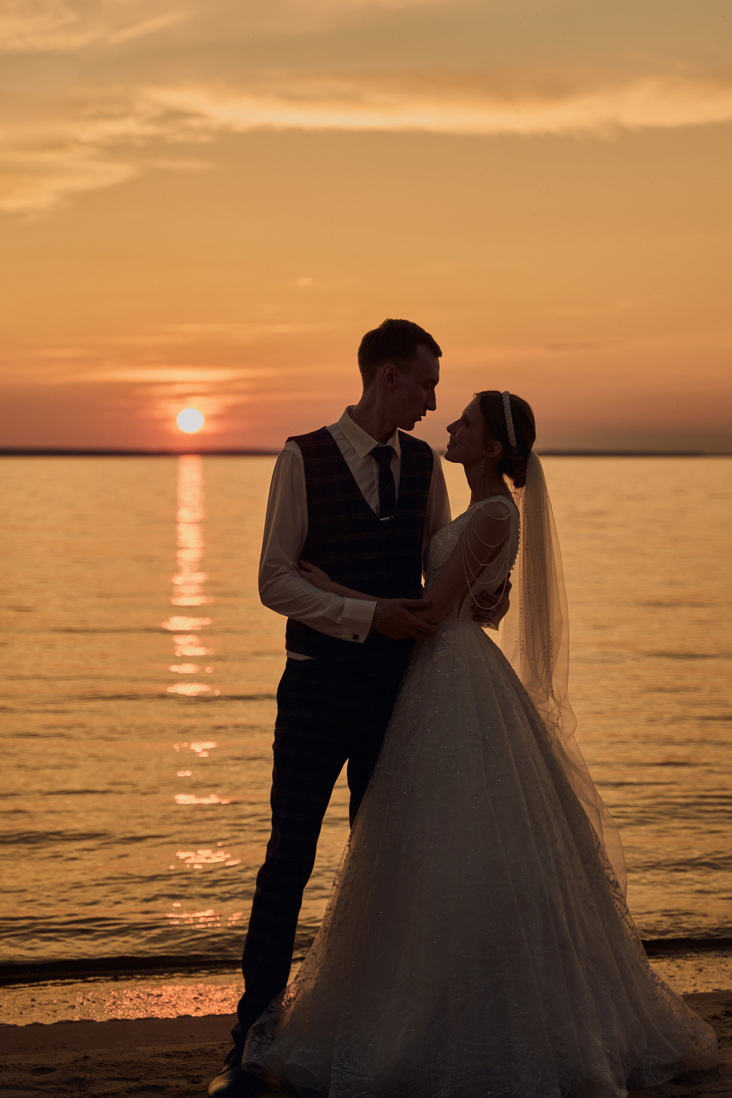 Оля и Артём / Анонс свадебной съемки. Фотограф в Заволжье Алексей Шабалин