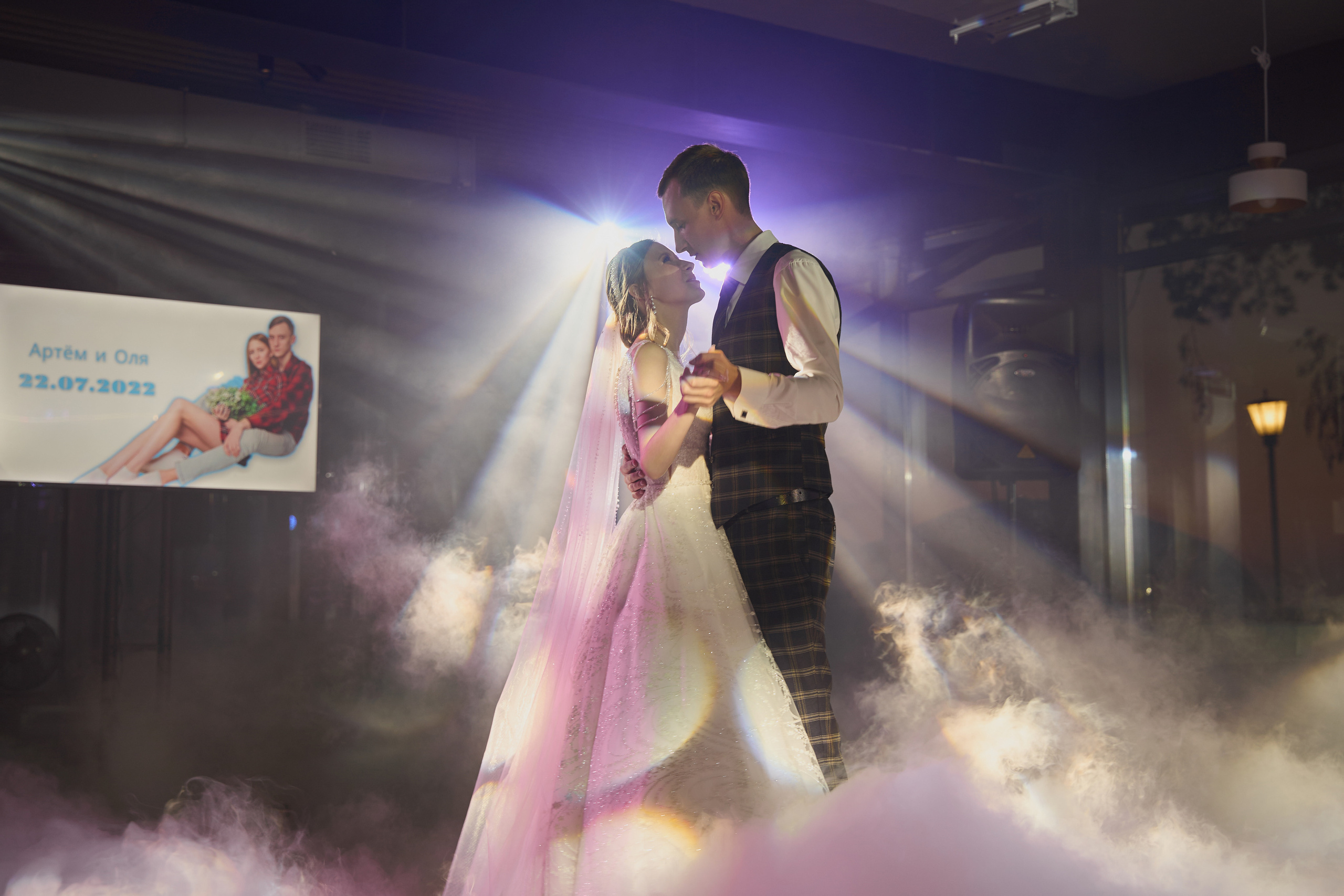 Оля и Артём / Анонс свадебной съемки. Фотограф в Заволжье Алексей Шабалин