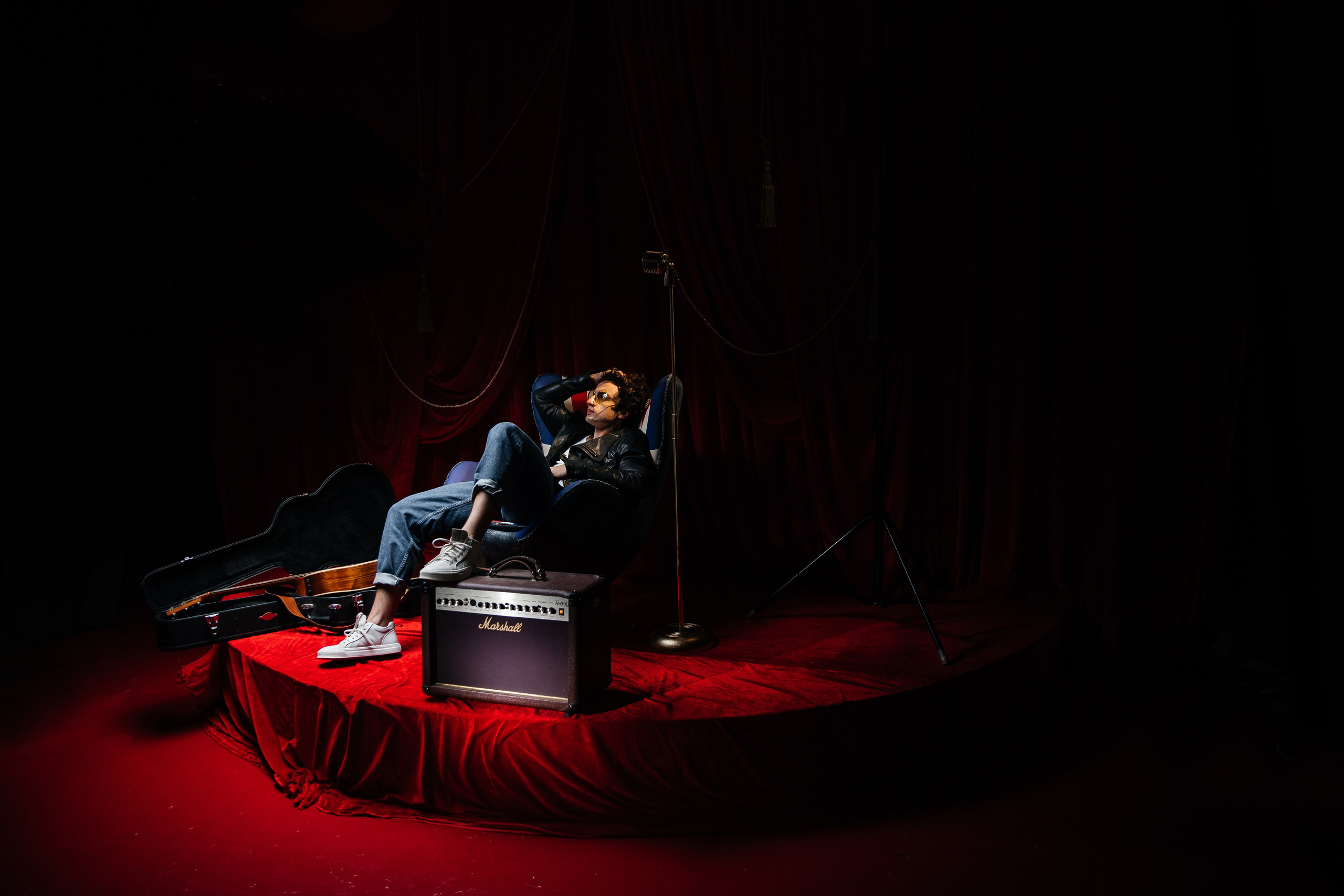 Я рок-звезда, идите на. VOLOCHKOVA