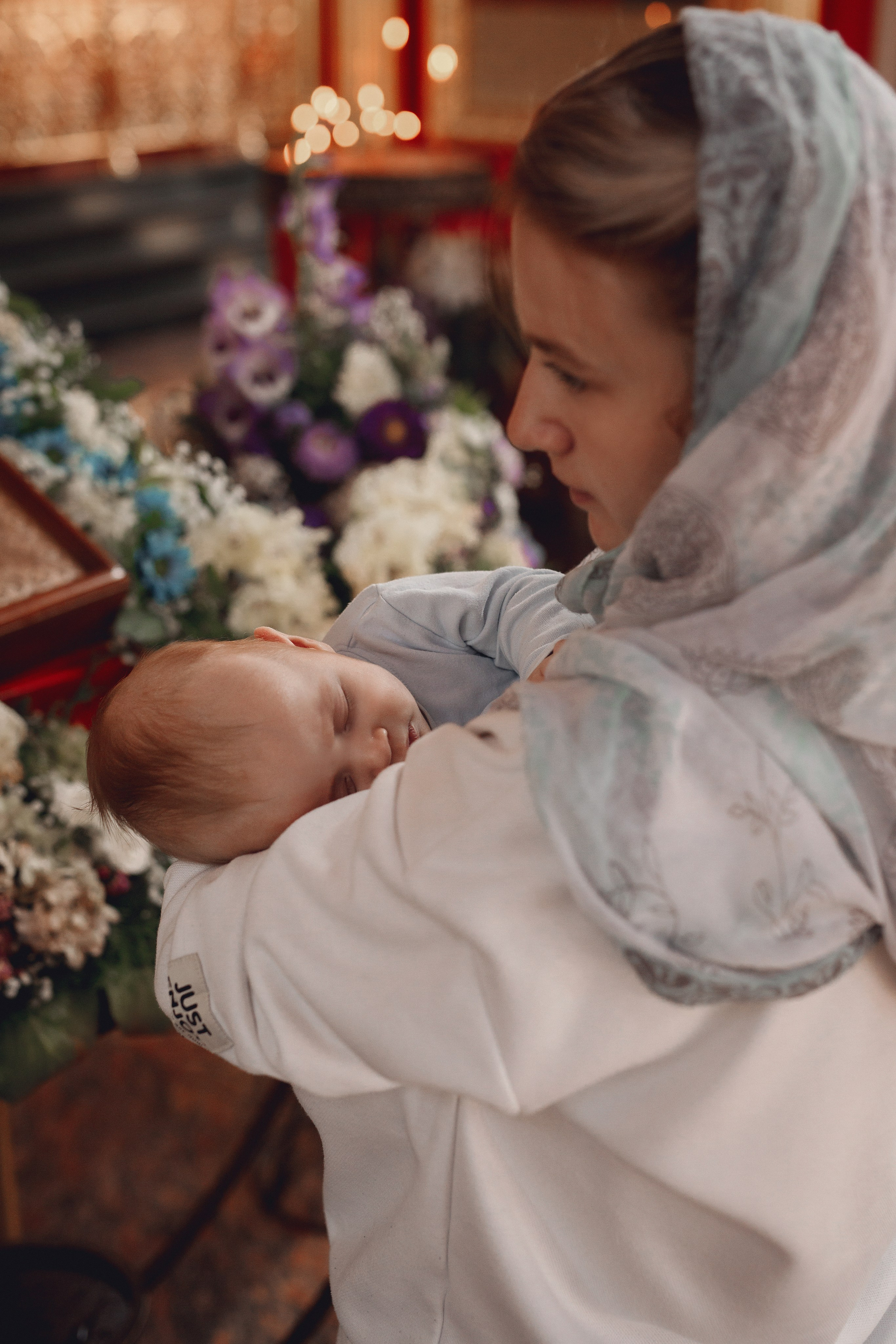 Крещение в храме Св. князя Георгия Всеволодовича. Фотограф беременности и семейный фотограф в Нижнем Новгороде Мила Шелест