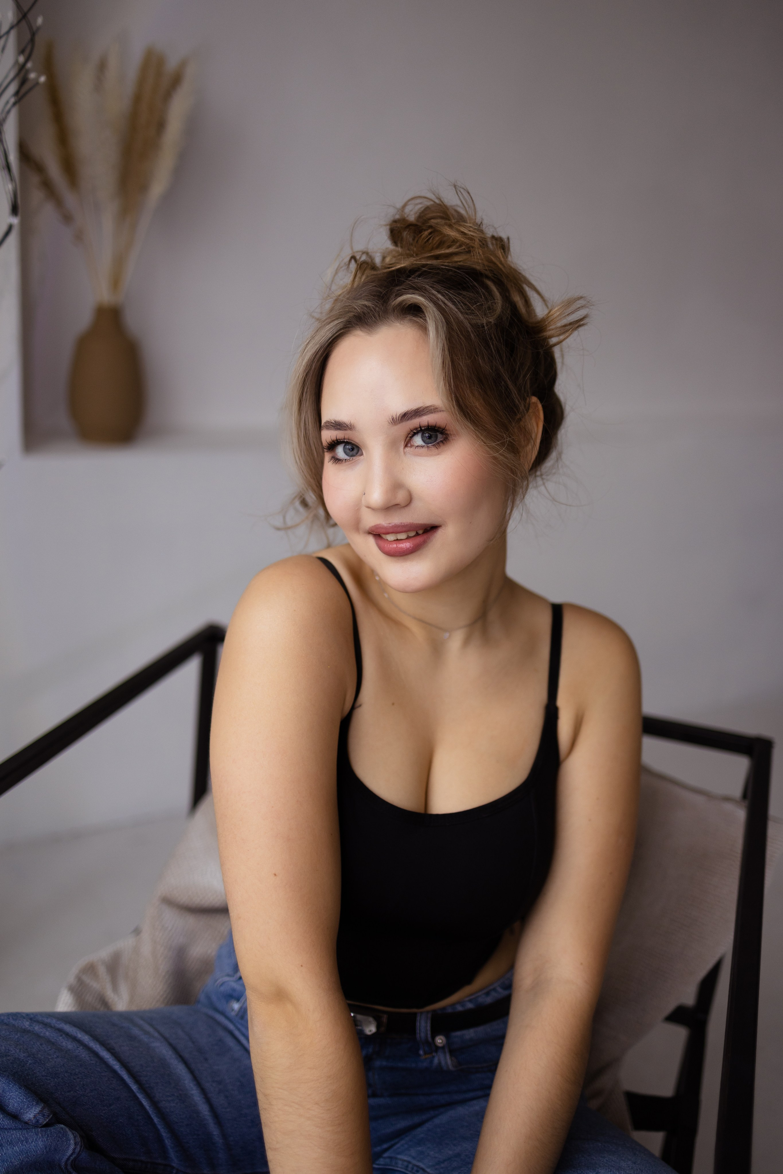 Женский студийный портрет (9.02.2025) г. Обнинск (Калужская обл.). Надежда Стар семейный и церковный фотограф в Жукове и Калужской области