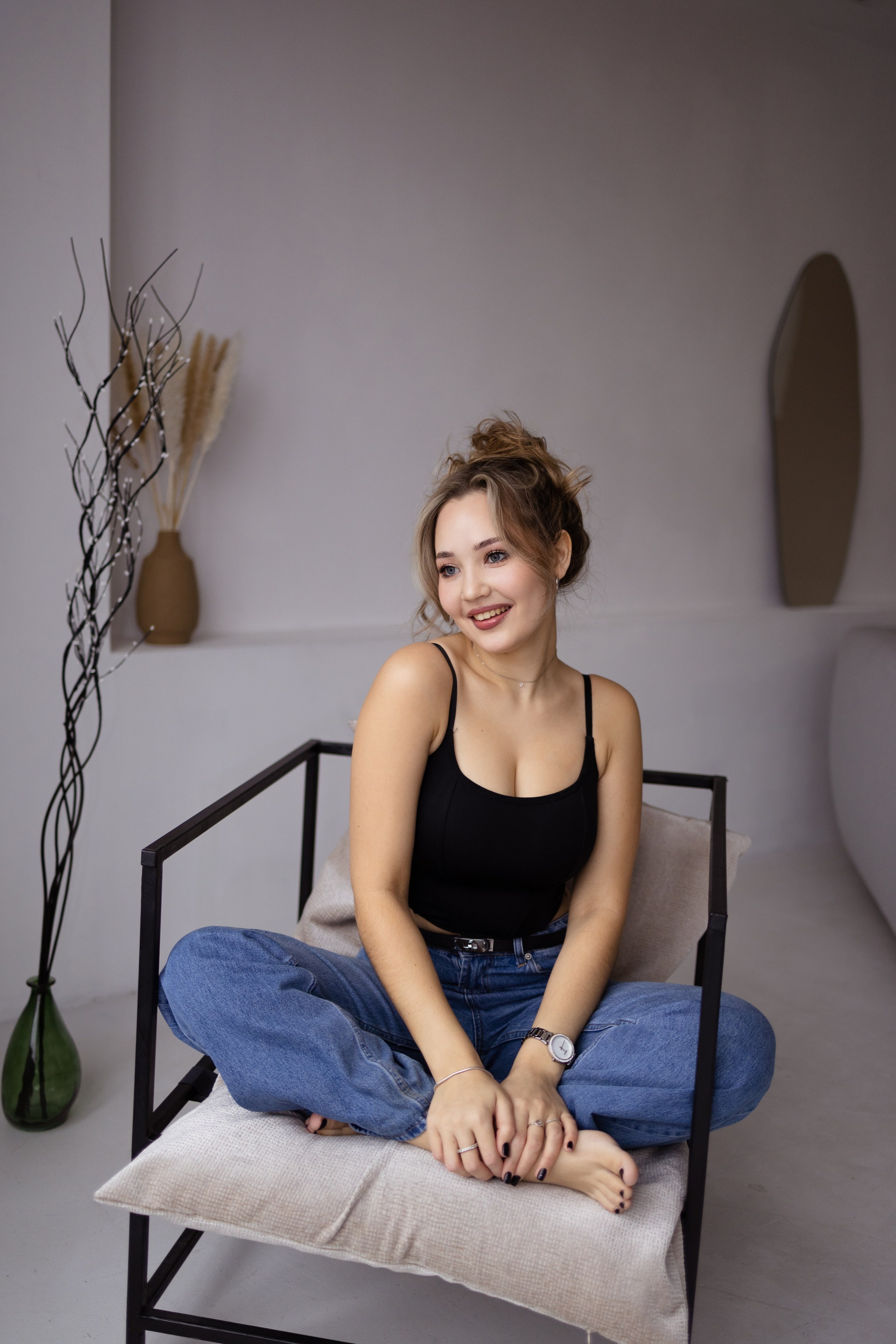 Женский студийный портрет (9.02.2025) г. Обнинск (Калужская обл.). Надежда Стар семейный и церковный фотограф в Жукове и Калужской области