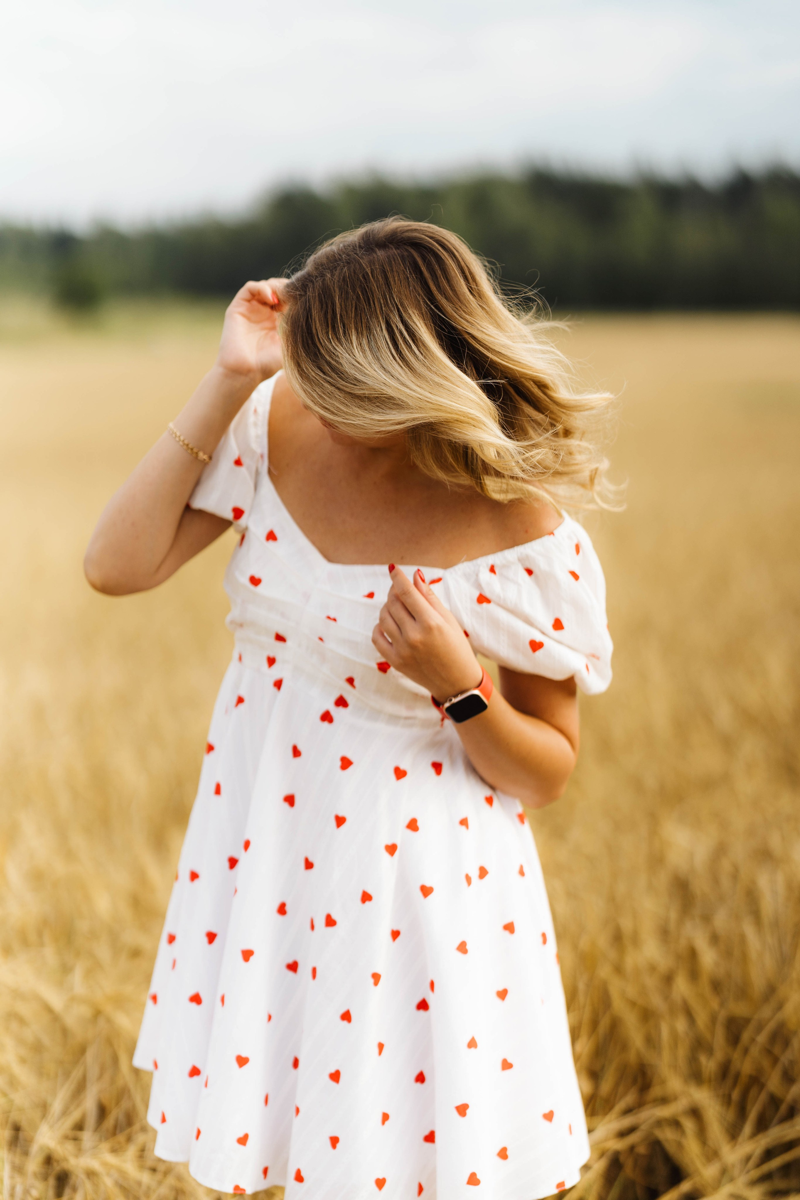 Елена, Сергиев Посад, пшеничное поле. Наталья Дукалова фотограф Щелково Королев Пушкино Москва Балашиха