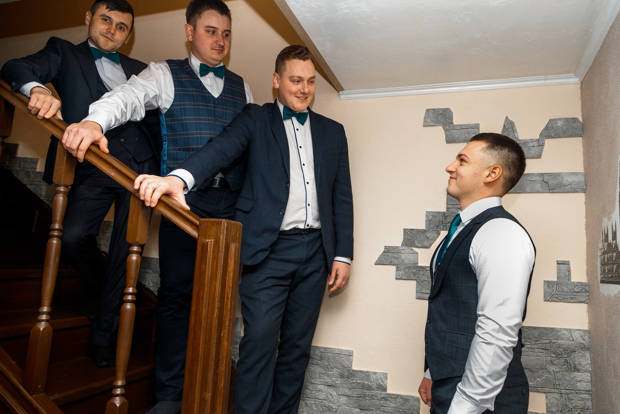 Сборы утро жениха свадебная фотосъемка