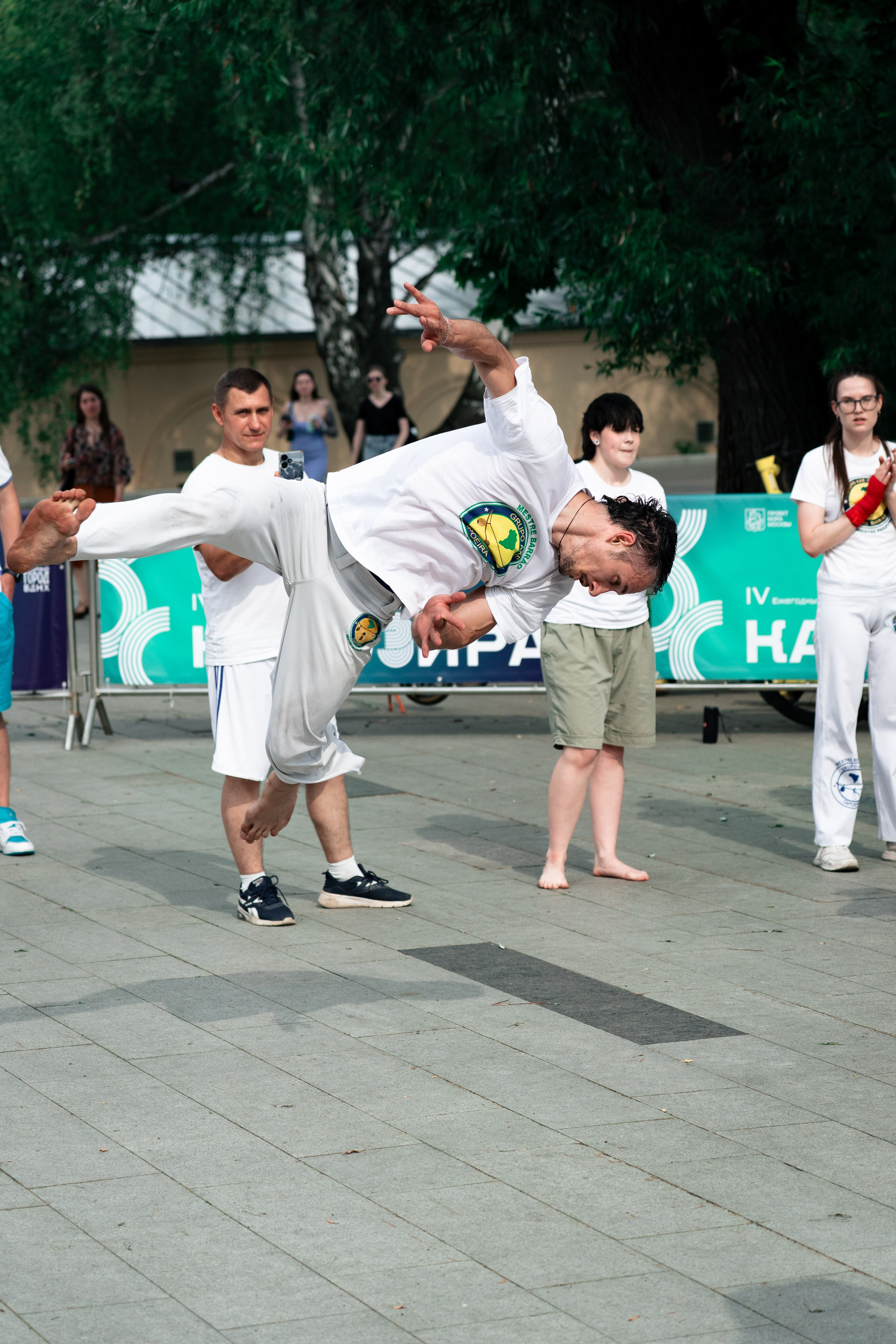 Открытый класс AXE Capoeira на фестивале неолимписких видов спорта на ВДНХ 2025 г:. Фотограф в Москве Ткаченко Владимир