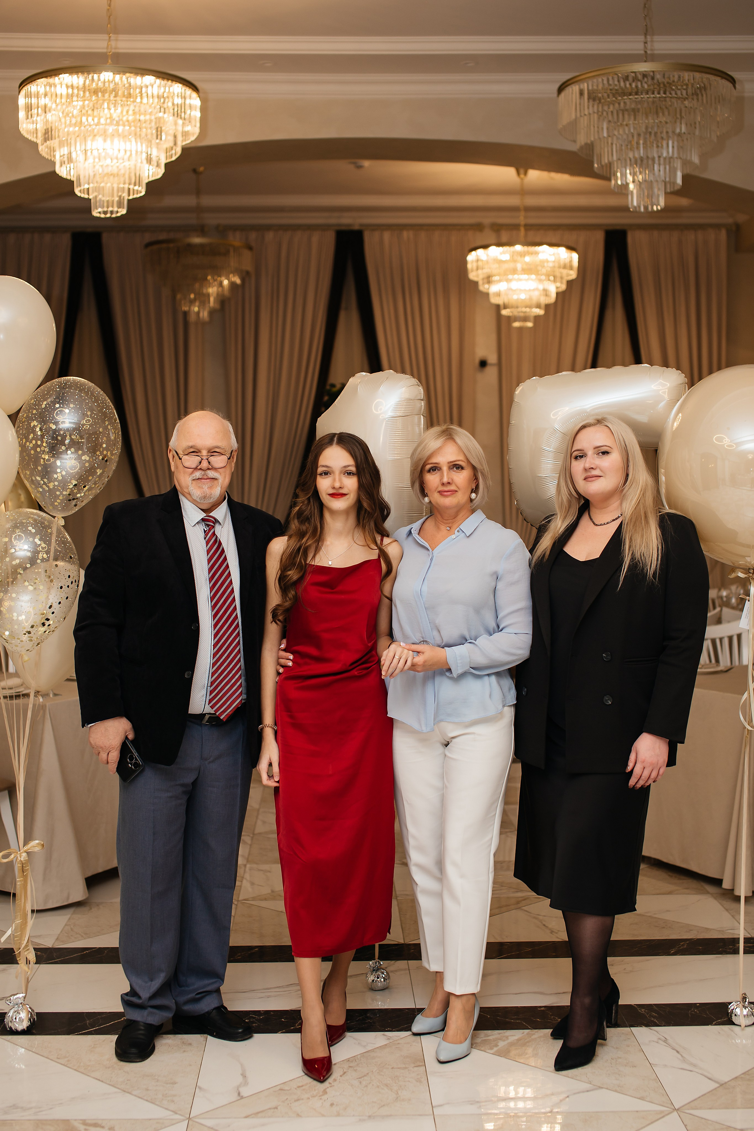 Стелле 15 лет