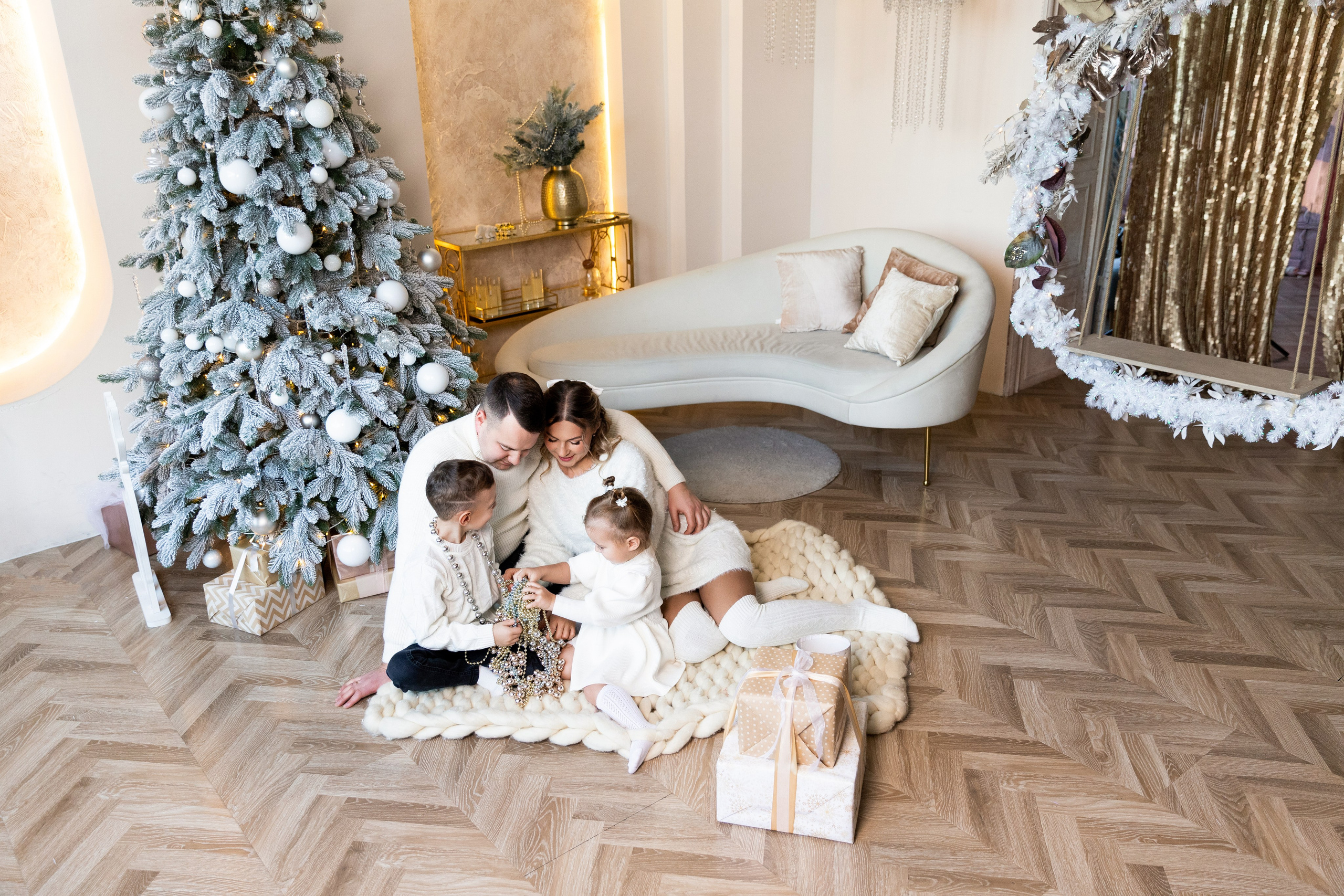 Дмитрий, Мария, Саша и Лера. Семейный фотограф в Екатеринбурге и Красноуфимске Евгения Лягаева