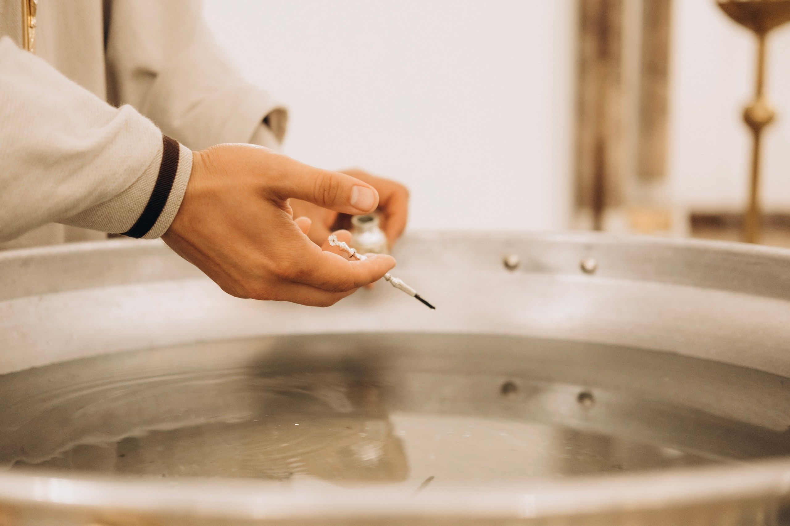 Крещение Дмитрия и Тихона. Главная