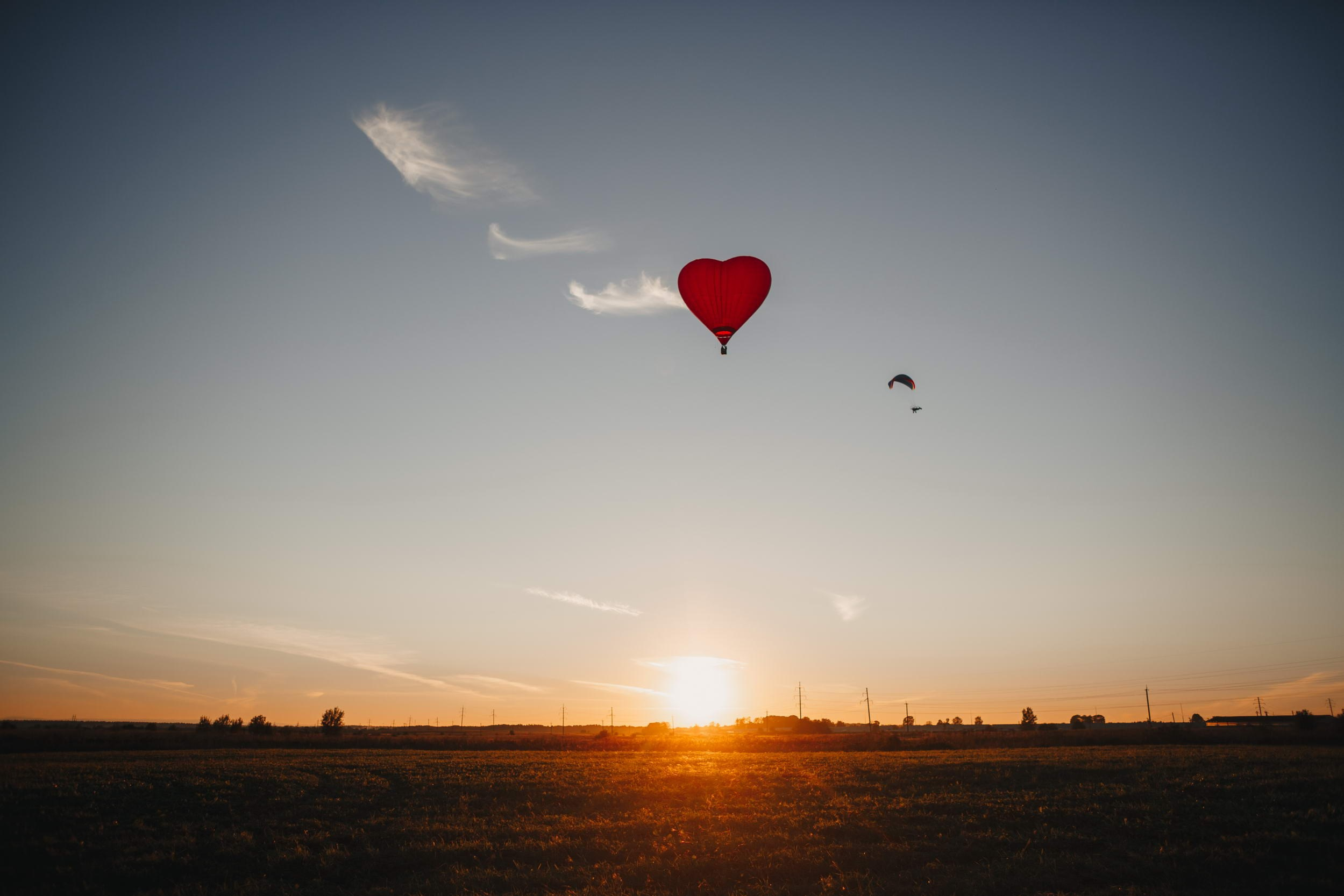 Предложение руки и сердца на воздушном шаре. Свадебный фотограф Игорь Брундасов 8PHOTO на свадьбу венчание загс СПб