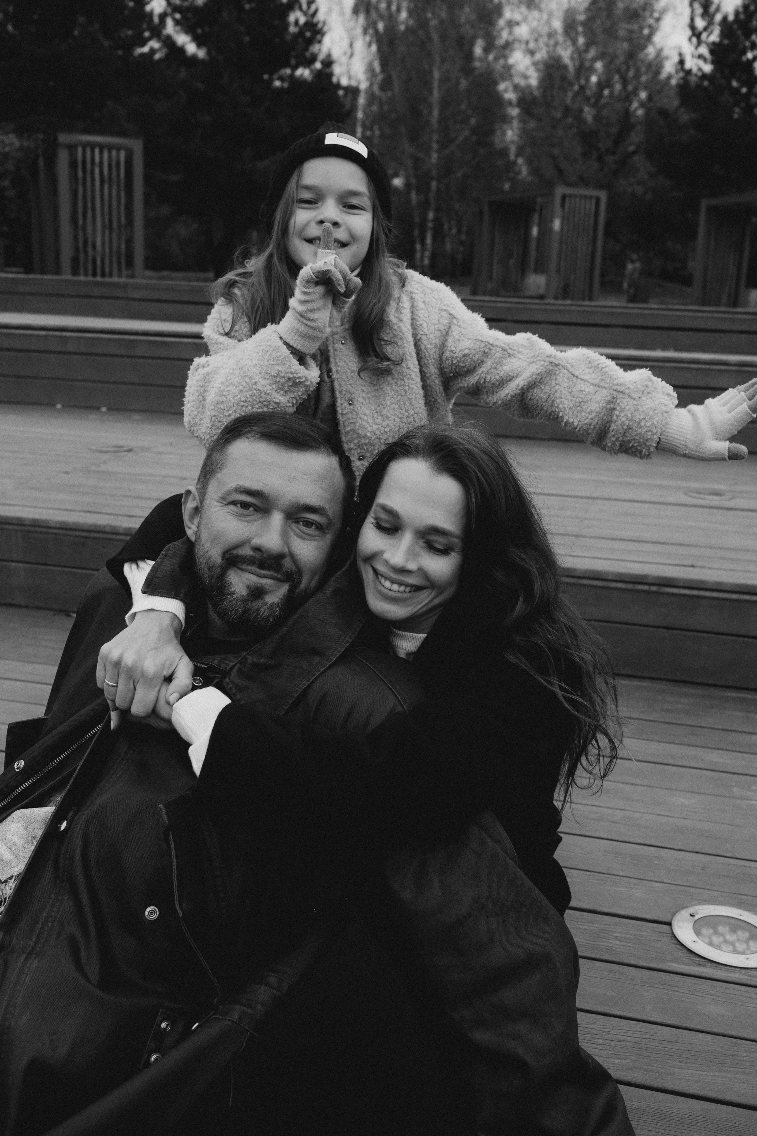 Даша с семьей (прогулка в парке). Фотограф Москва / Зеленоград — Наталья Петухова