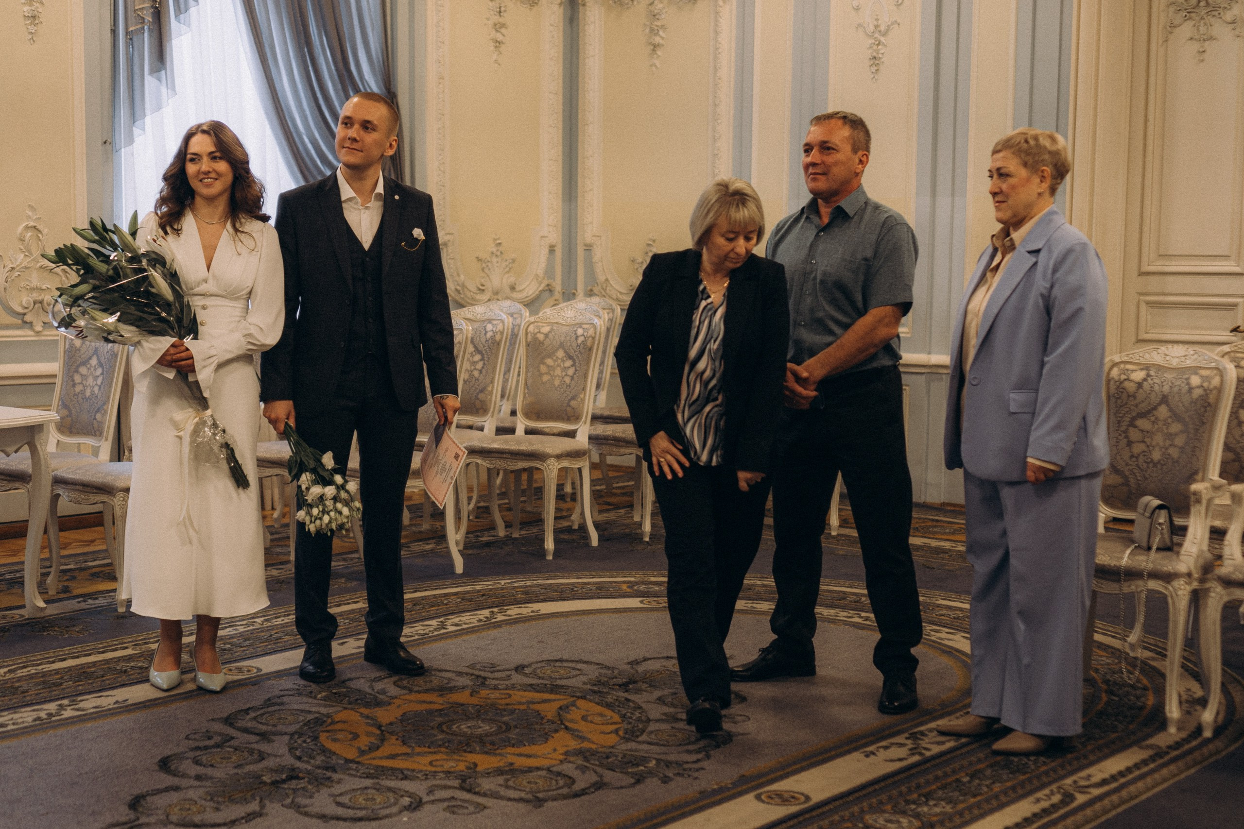 СВАДЕБНАЯ СЬЕМКА ПАРЫ ВО ВТОРОМ ДВОРЦЕ БРАКОСОЧЕТАНИЯ И ПРОГУЛКА ПО ЧЕРНЫШЕВСКОЙ. Профессиональный фотограф, Санкт-Петербург — Виктория Богомолова