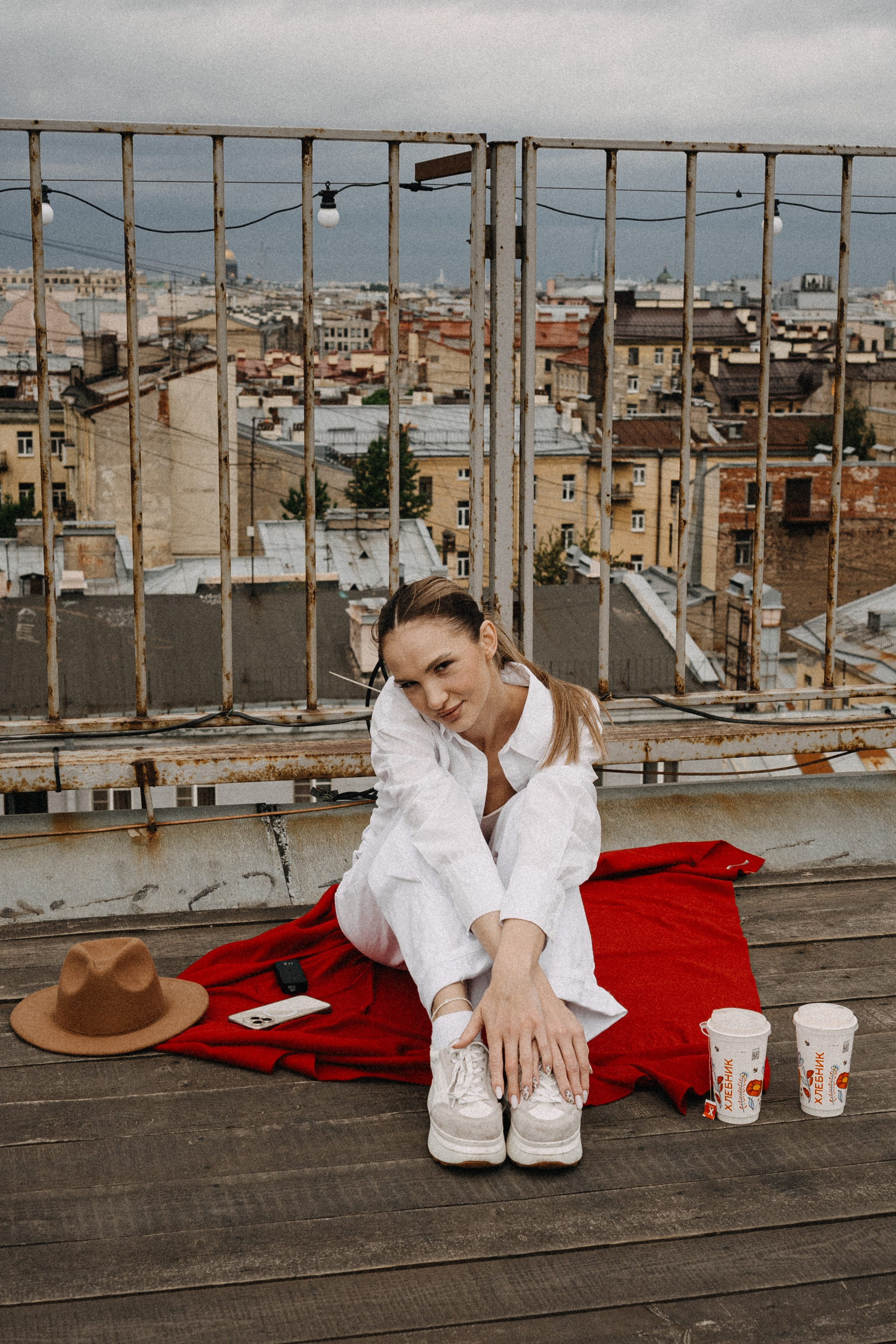 МЫ ГУЛЯЛИ ПРО КРЫШАМ ПИТЕРА. Профессиональный фотограф, Санкт-Петербург — Виктория Богомолова