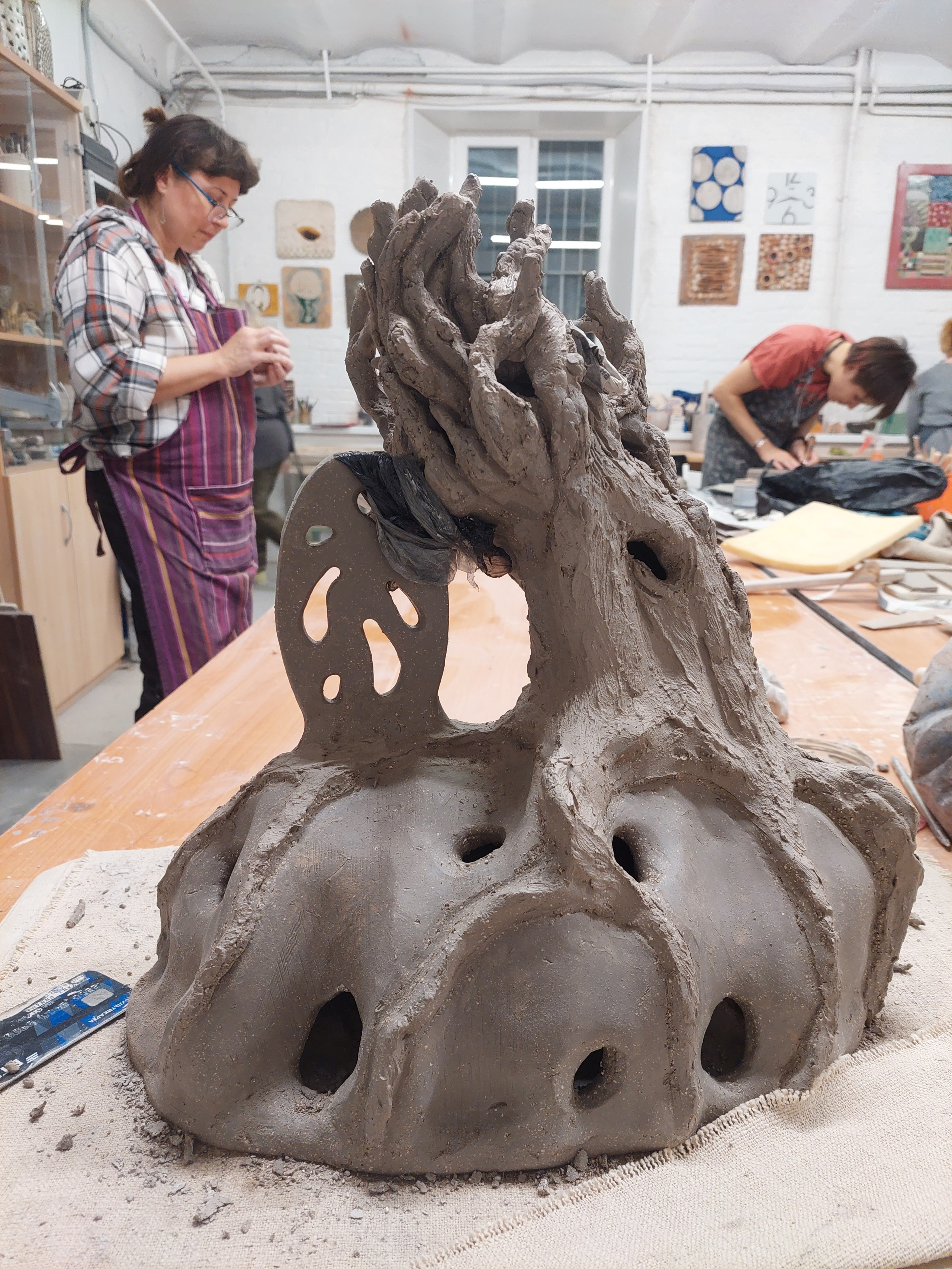 Что остается за кадром, или процесс работы керамиста. Керамика с историей. Елена Рогалёва