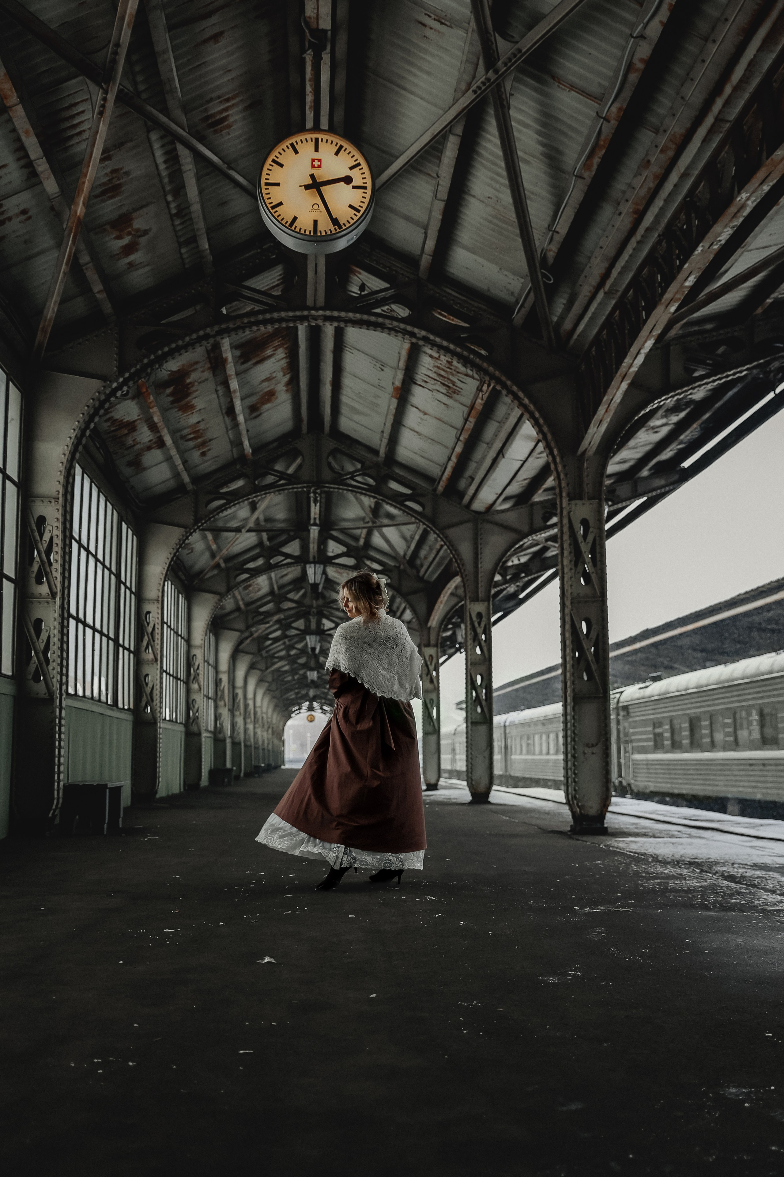 Ретро съемка на Витебском вокзале. Фотограф — Татьяна Кириллова, г. Санкт-Петербург