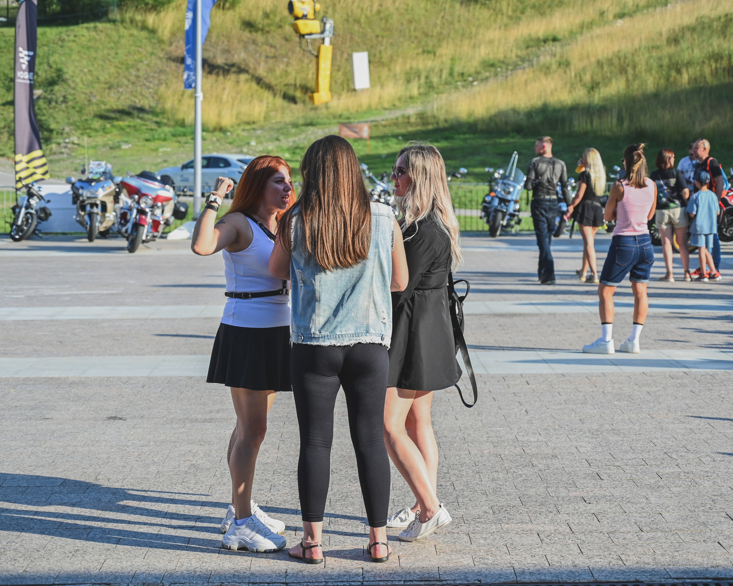 11- ый Ежегодный Байк Фестиваль " Медвежья МОТО ПОЛЯНА». Фотографирую счастливых людей в Сочи