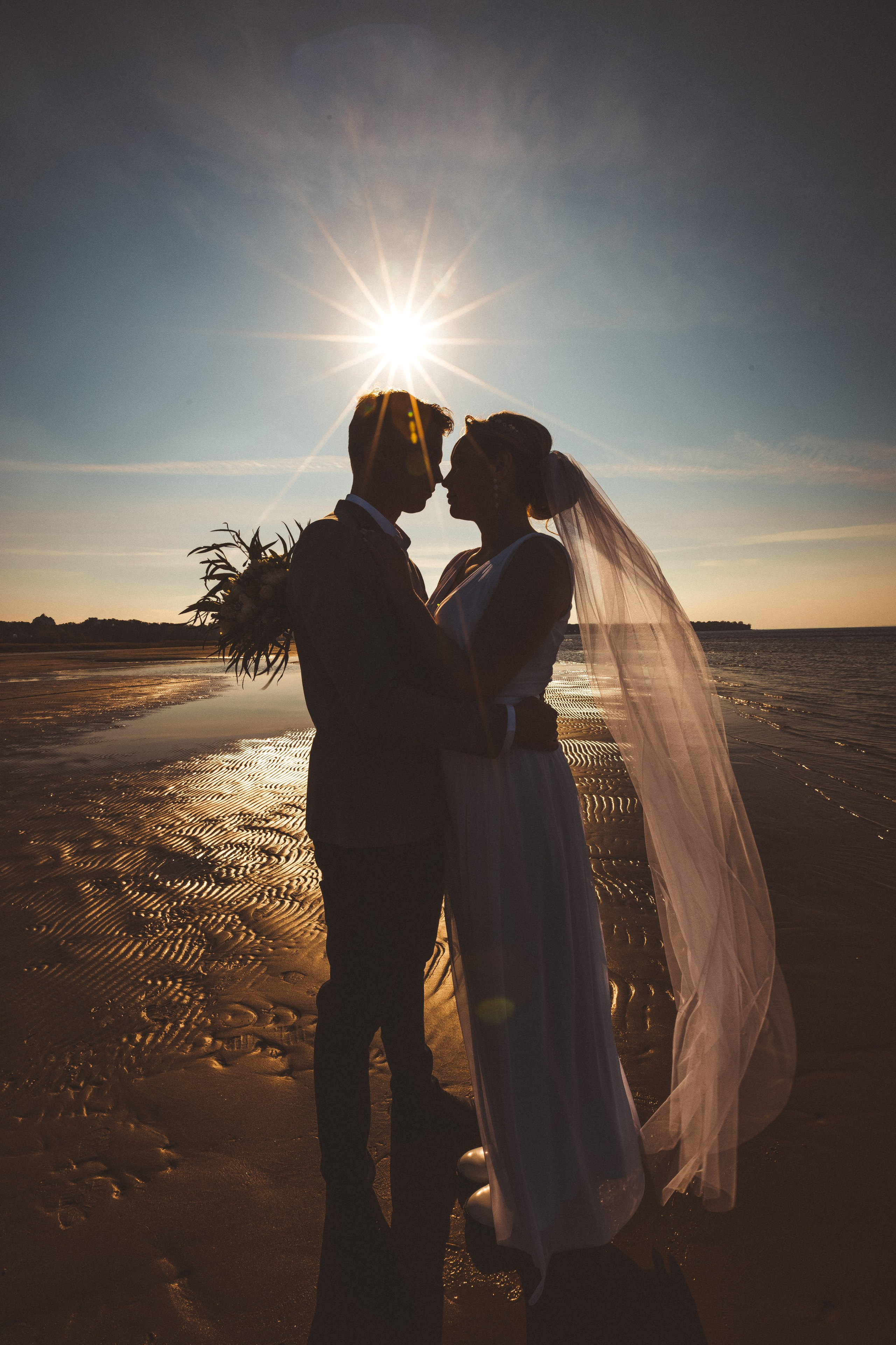 Соня и Влад. Свадьба в Сестрорецке, прогулка по Финскому заливу. Свадебный и семейный фотограф в Санкт-Петербурге и Сестрорецке